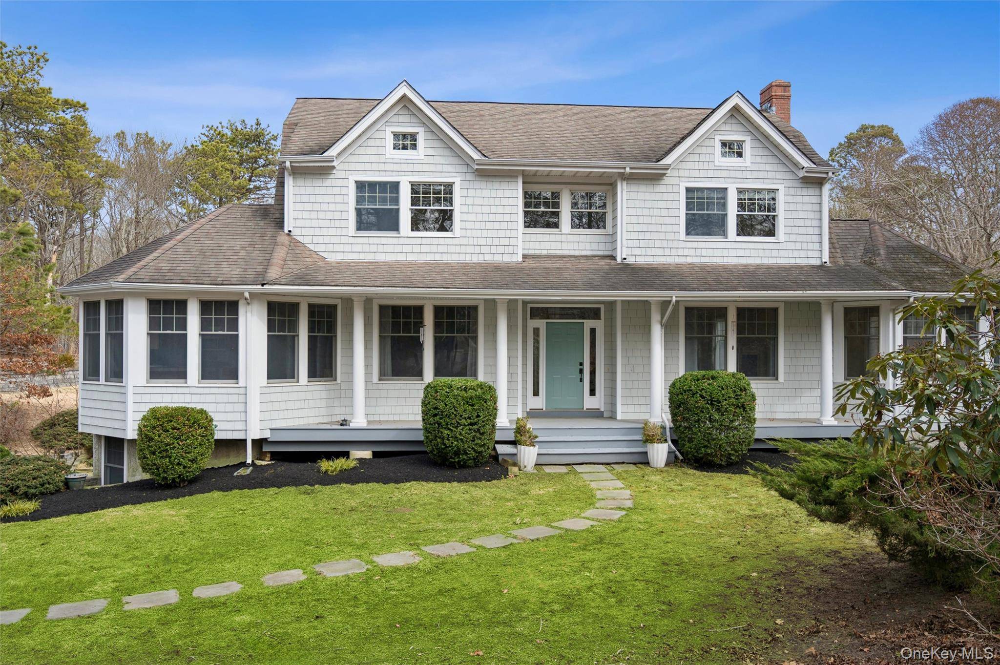 Casa com 4 Quartos à Venda em Hampton Bays - Nova Iorque - EUA - 1