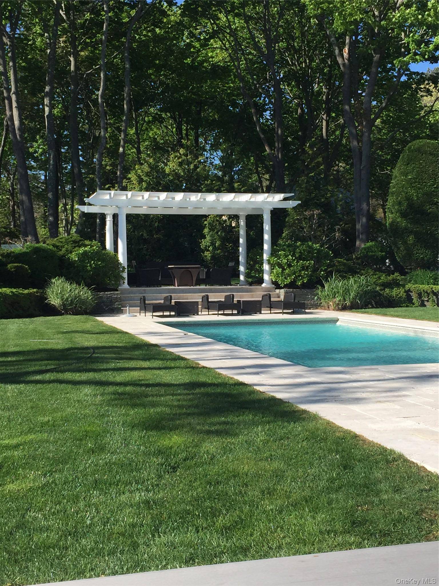Casa com 4 Quartos à Venda em Hampton Bays - Nova Iorque - EUA - 4
