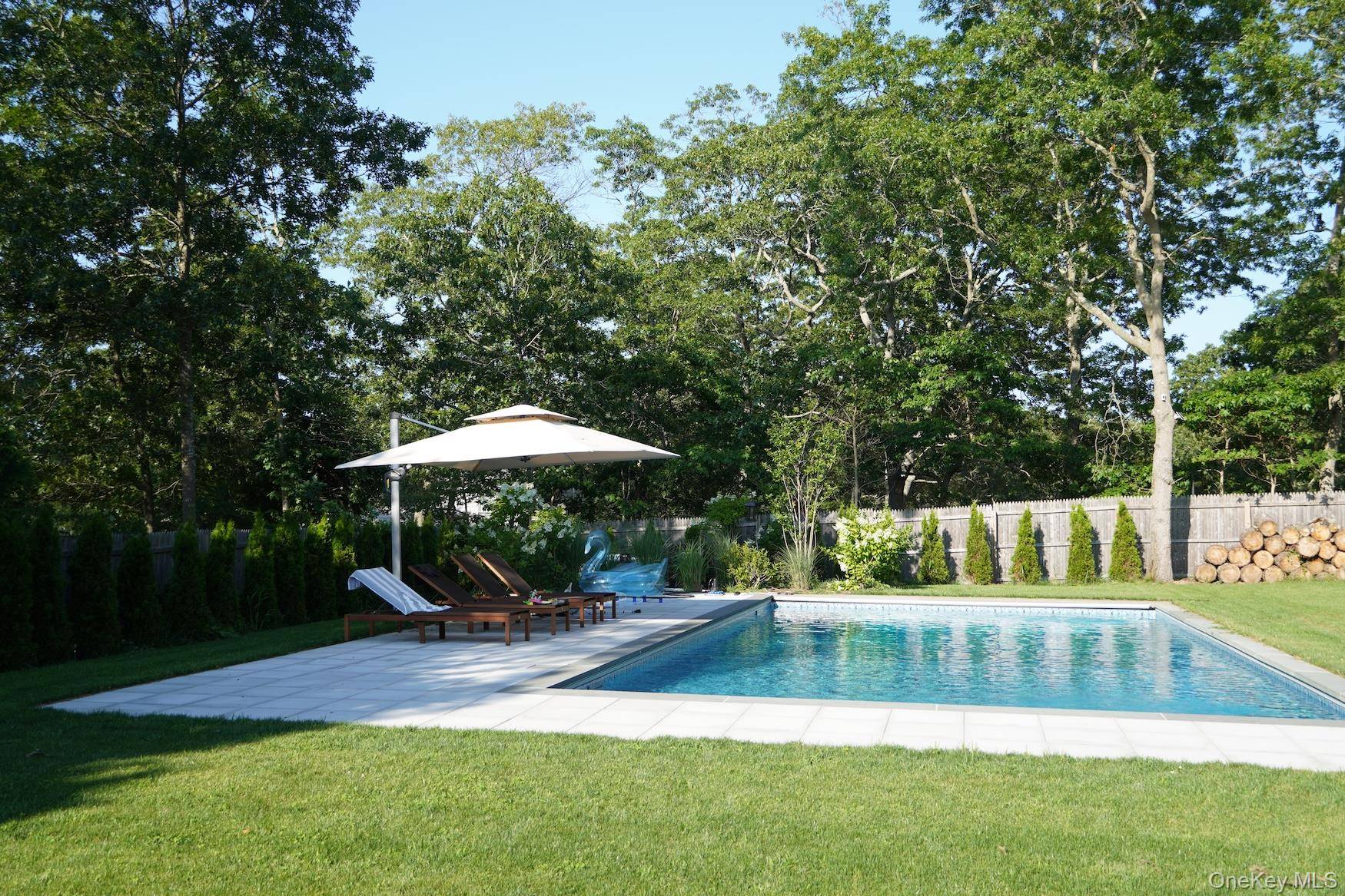 Casa com 4 Quartos à Venda em Hampton Bays - Nova Iorque - EUA - 3