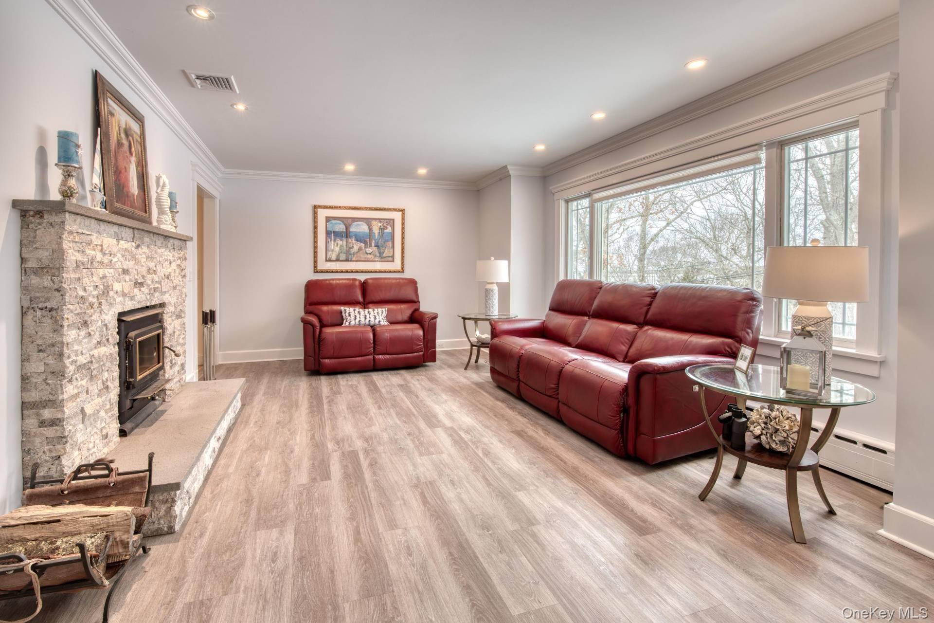 Casa com 4 Quartos à Venda em Hampton Bays - Nova Iorque - EUA - 3