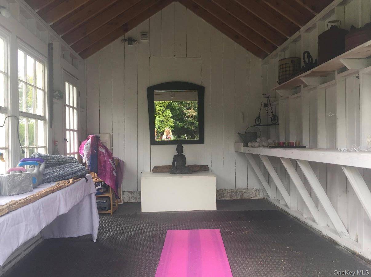 Casa com 4 Quartos à Venda em Hampton Bays - Nova Iorque - EUA - 3