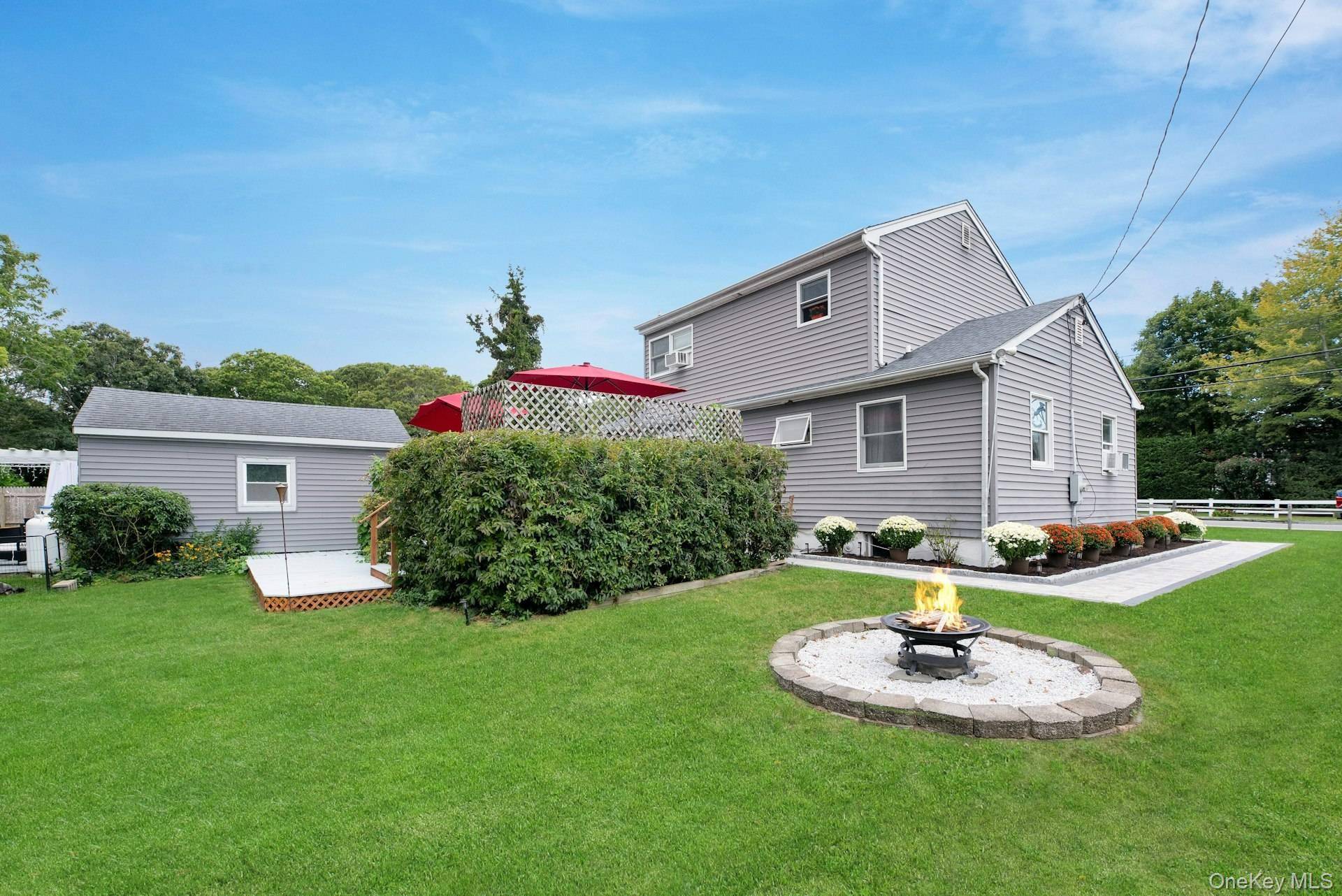 Casa com 4 Quartos à Venda em Hampton Bays - Nova Iorque - EUA - 3