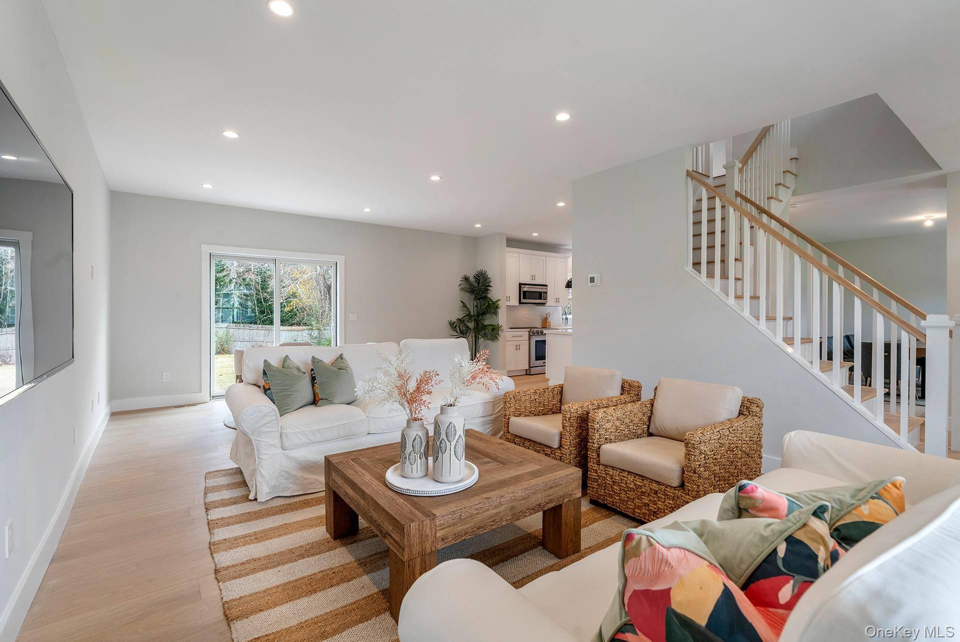 Casa com 4 Quartos à Venda em Hampton Bays - Nova Iorque - EUA - 2