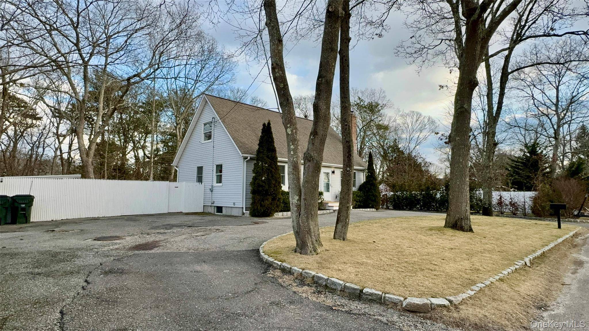 Casa com 4 Quartos à Venda em Hampton Bays - Nova Iorque - EUA - 3