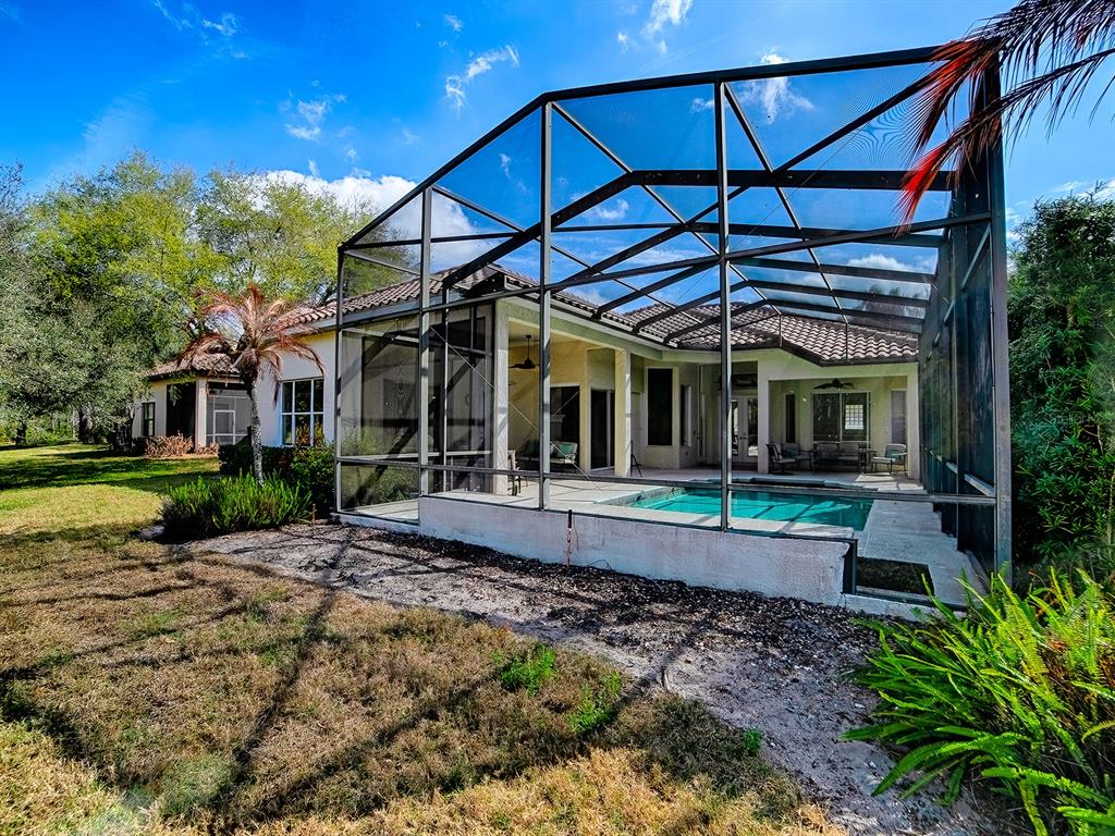 Casa com 4 Quartos à Venda em Howey In The Hills - FL - EUA - 8