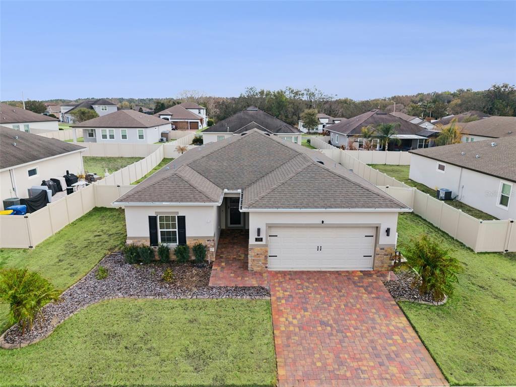 Casa com 4 Quartos à Venda em Howey In The Hills - FL - EUA - 3