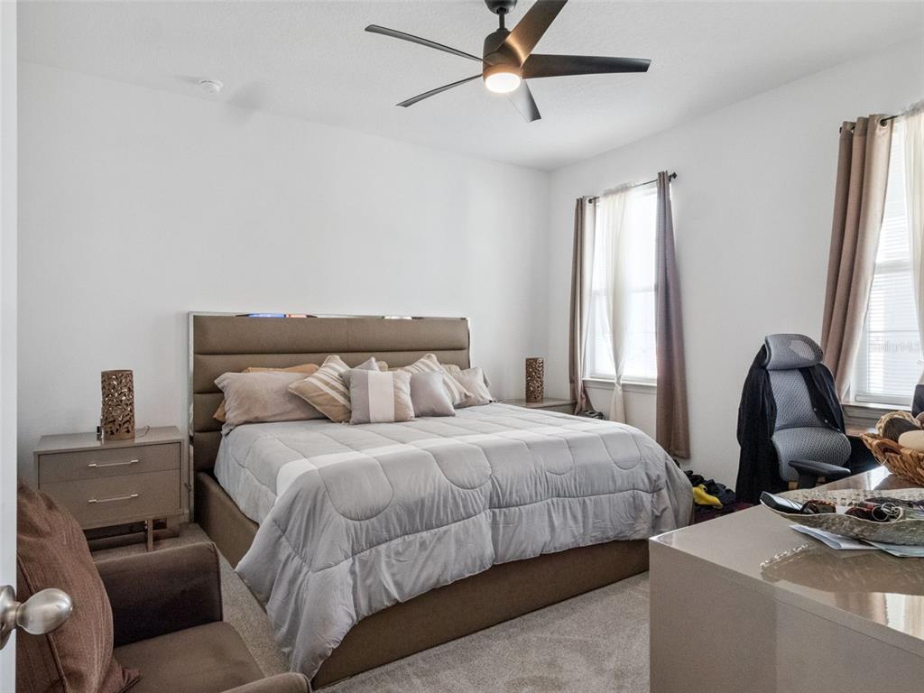 Casa de 4 Dormitorios en Venta en Howey In The Hills - Florida - EE. UU. - 6