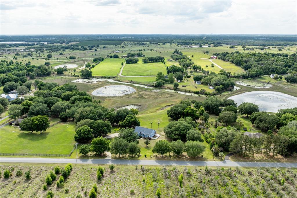 Maison 4 Chambres à Vendre à Howey In The Hills - Floride - USA - 3