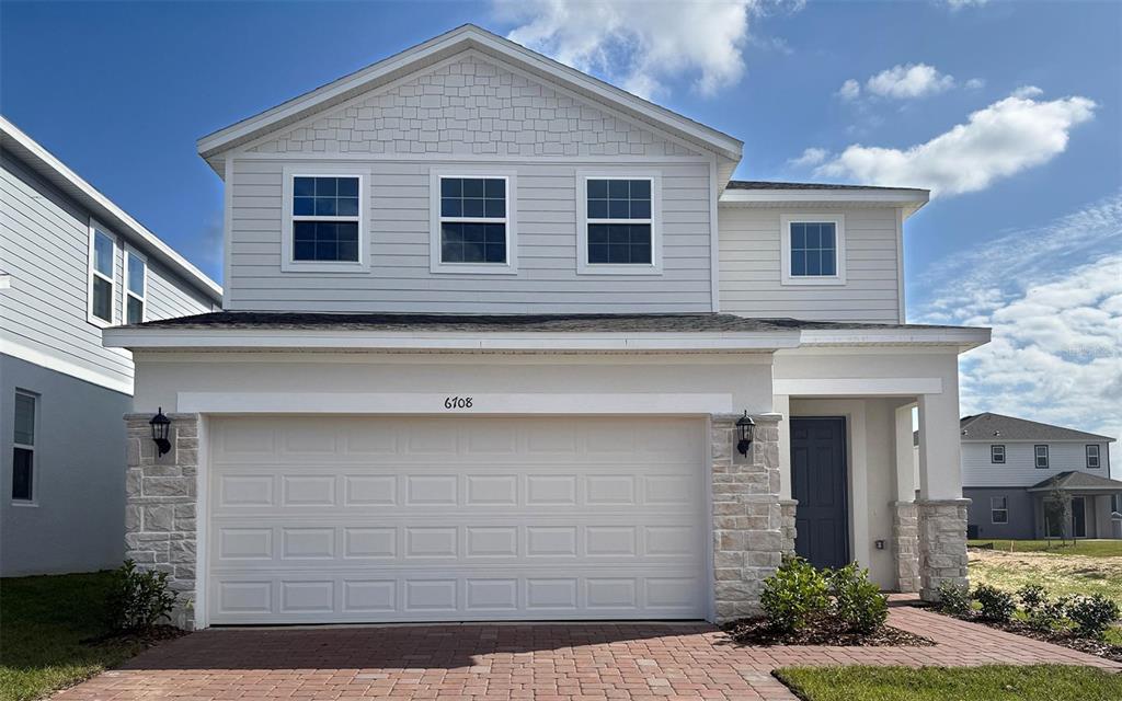 Casa com 4 Quartos à Venda em Howey In The Hills - Flórida - EUA - 1