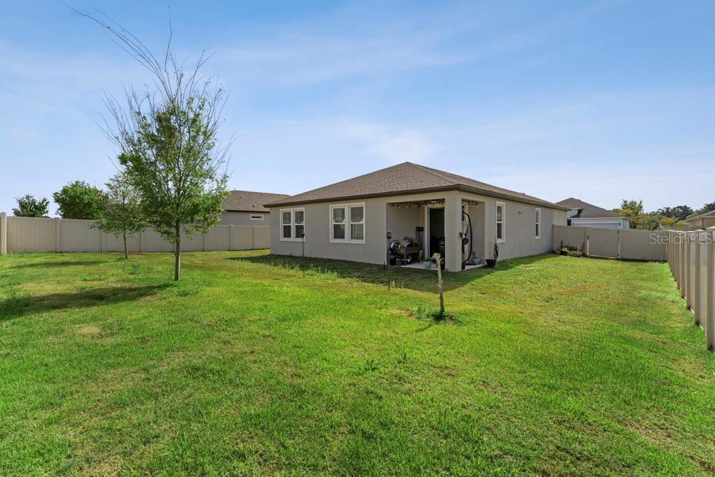 Casa com 4 Quartos à Venda em Howey In The Hills - Flórida - EUA - 4