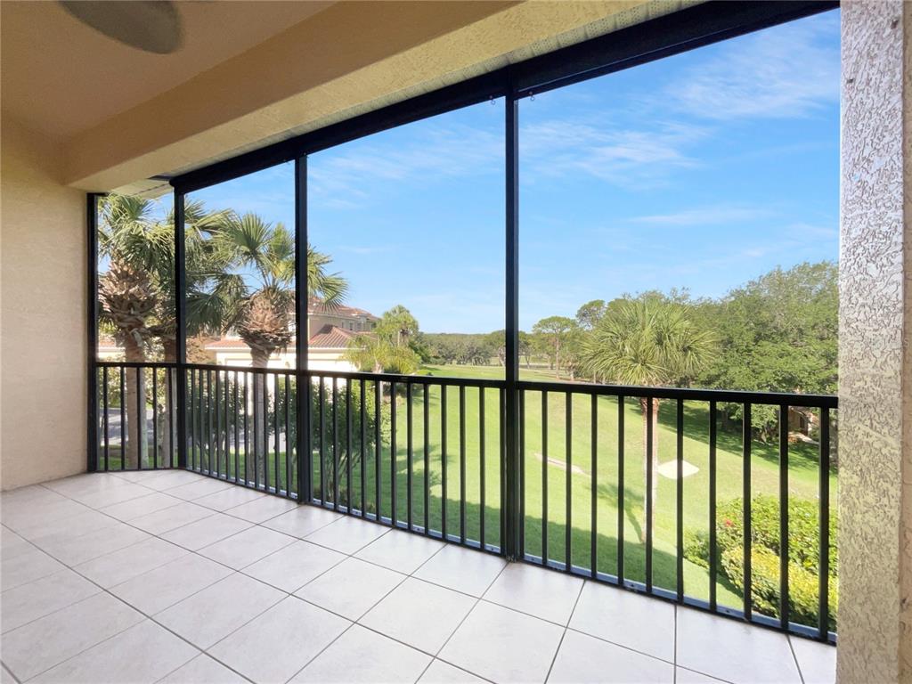 Casa com 4 Quartos à Venda em Howey In The Hills - Flórida - EUA - 3