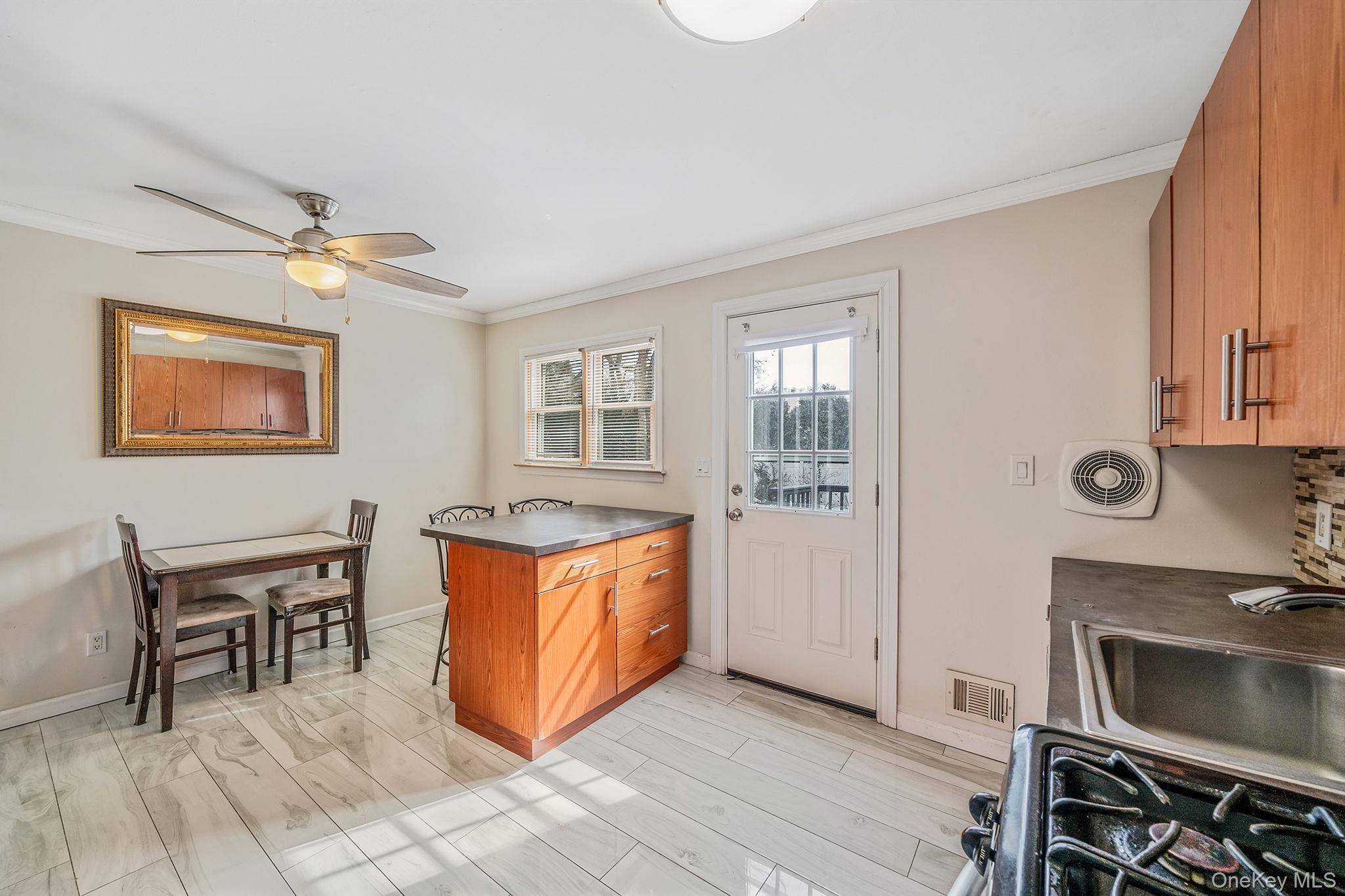 Casa de 4 Dormitorios en Venta en Huntington - Nueva York - EE. UU. - 7
