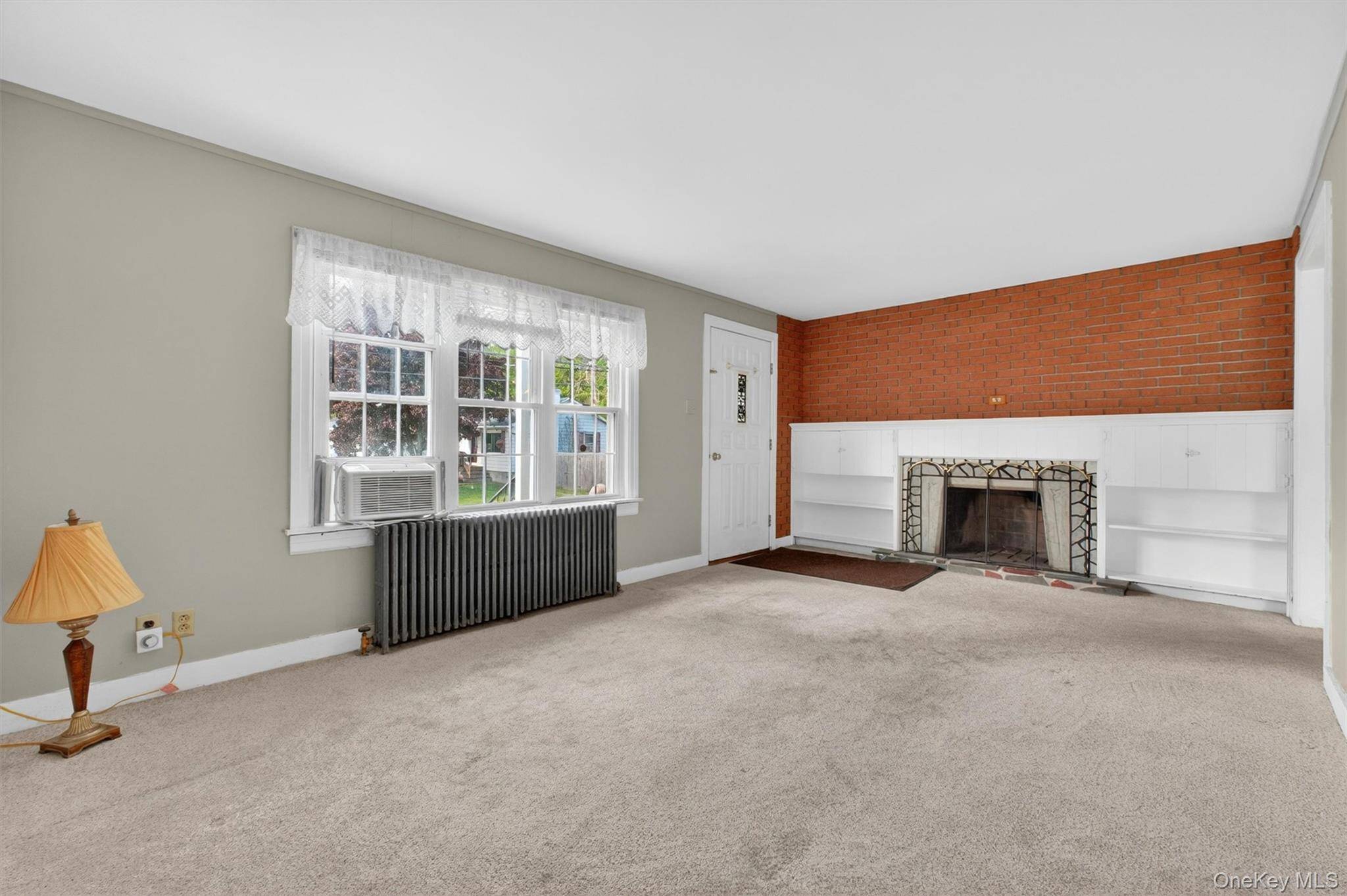 Casa com 4 Quartos à Venda em Hyde Park - Nova Iorque - EUA - 7