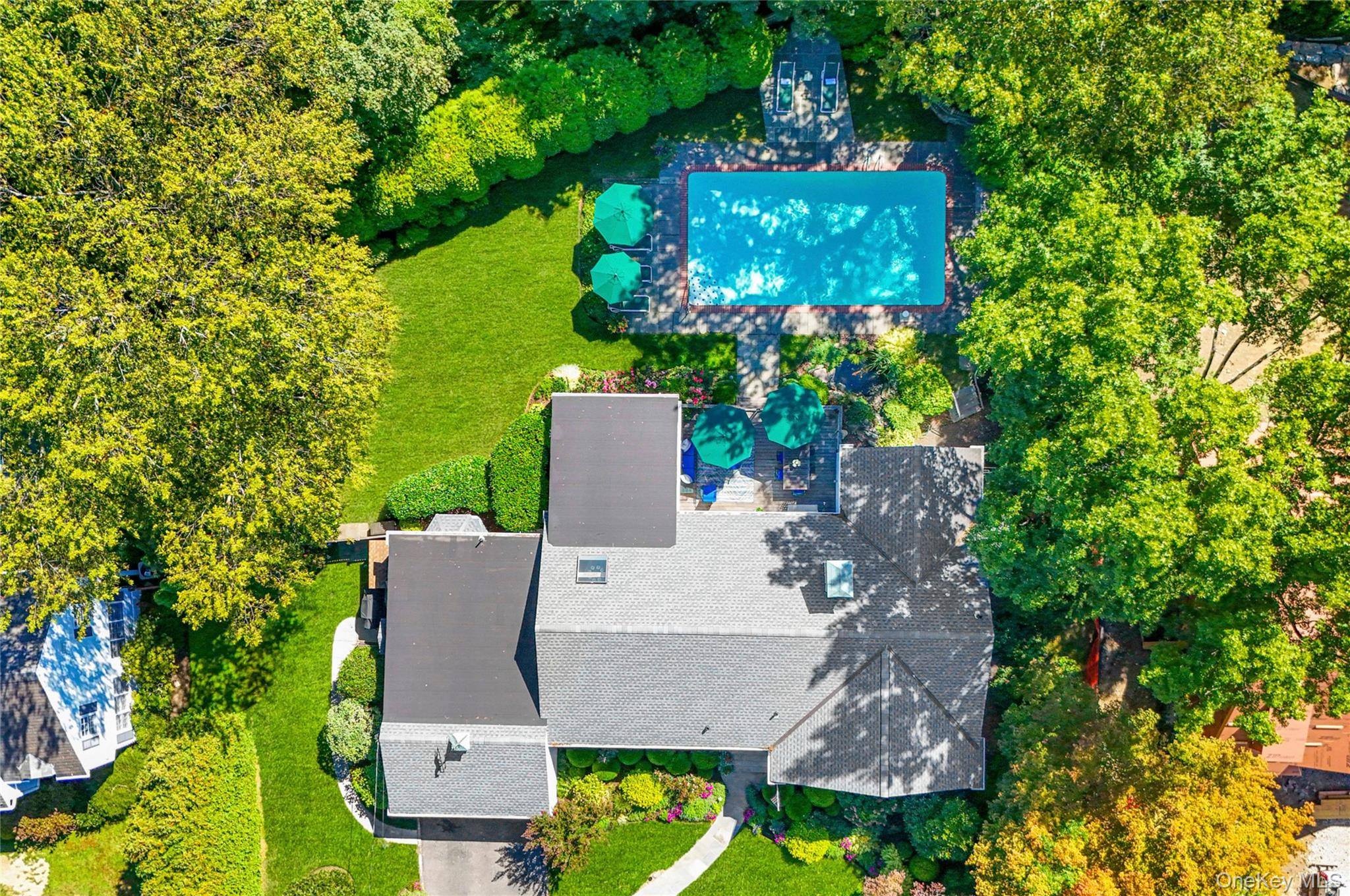 Casa com 4 Quartos à Venda em Larchmont - Nova Iorque - EUA - 2