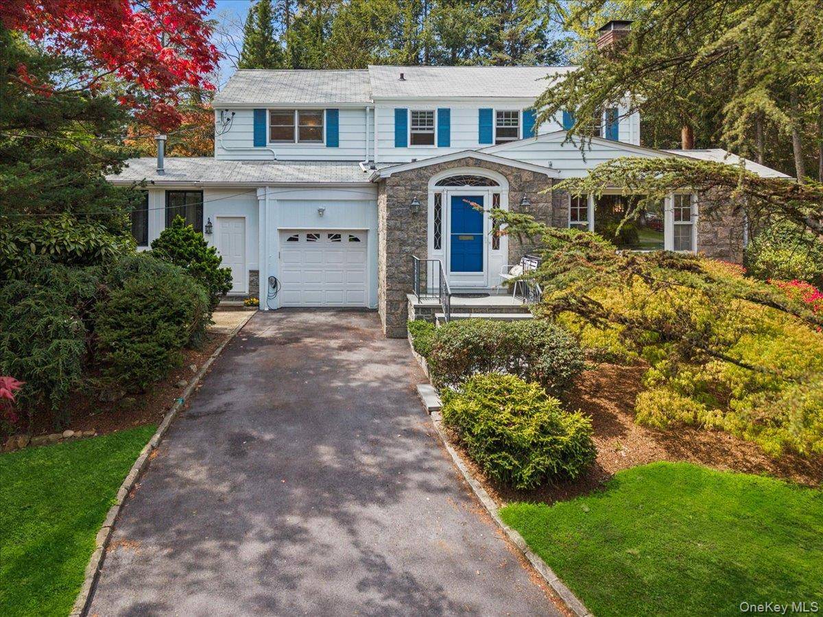 Casa de 4 Dormitorios en Venta en Larchmont - Nueva York - EE. UU. - 1