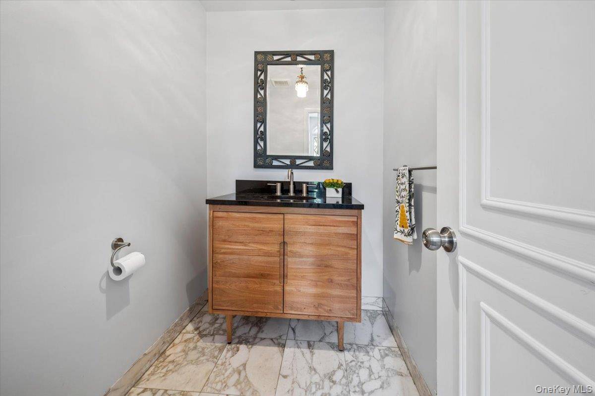 Casa de 4 Dormitorios en Venta en Larchmont - Nueva York - EE. UU. - 4