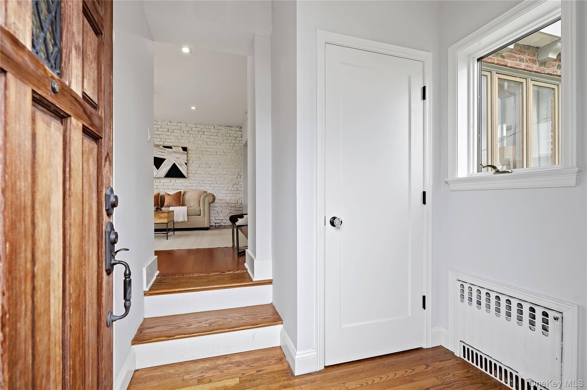 Casa com 4 Quartos à Venda em Larchmont - Nova Iorque - EUA - 2
