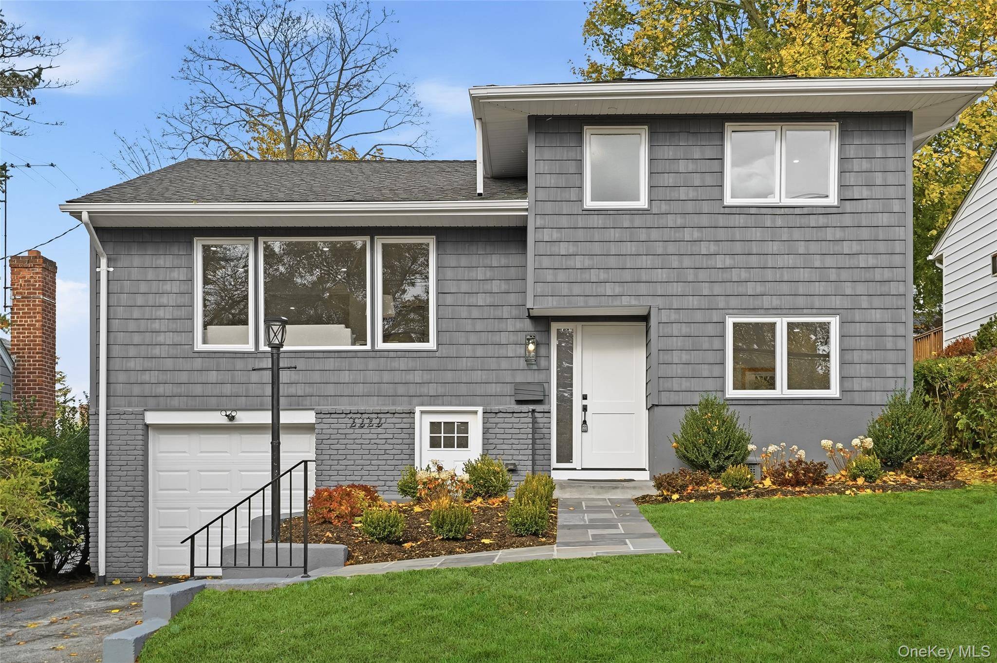 Casa de 4 Dormitorios en Venta en Larchmont - Nueva York - EE. UU. - 1