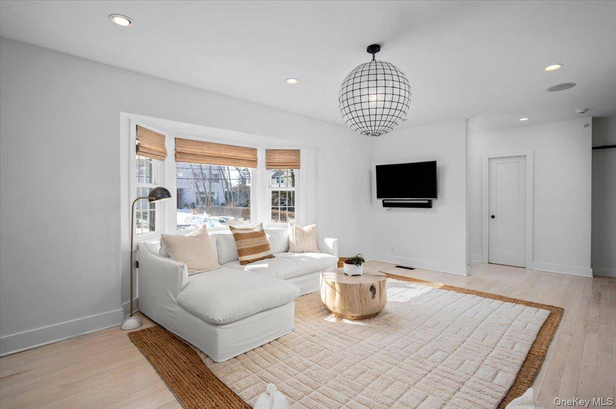 Casa de 4 Dormitorios en Venta en Larchmont - Nueva York - EE. UU. - 8