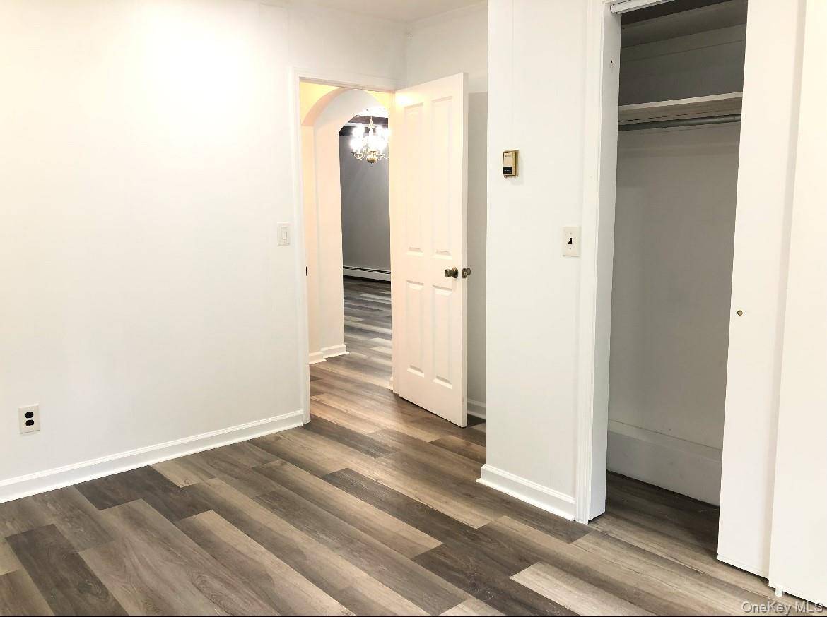 Casa com 4 Quartos à Venda em Larchmont - Nova Iorque - EUA - 3