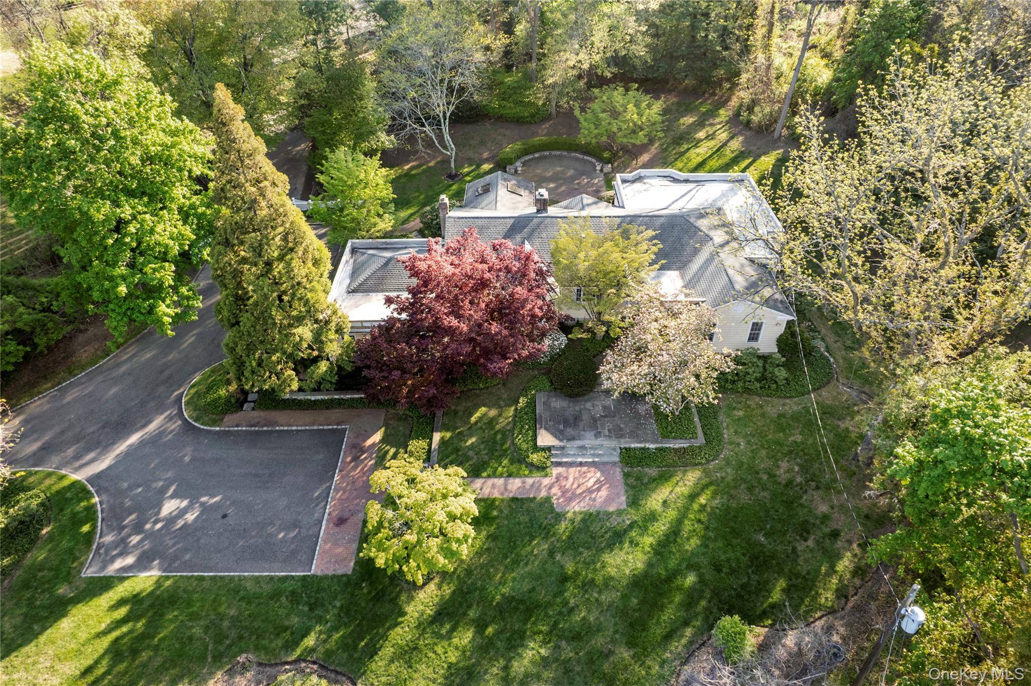 Casa com 4 Quartos à Venda em Locust Valley - Nova Iorque - EUA - 2