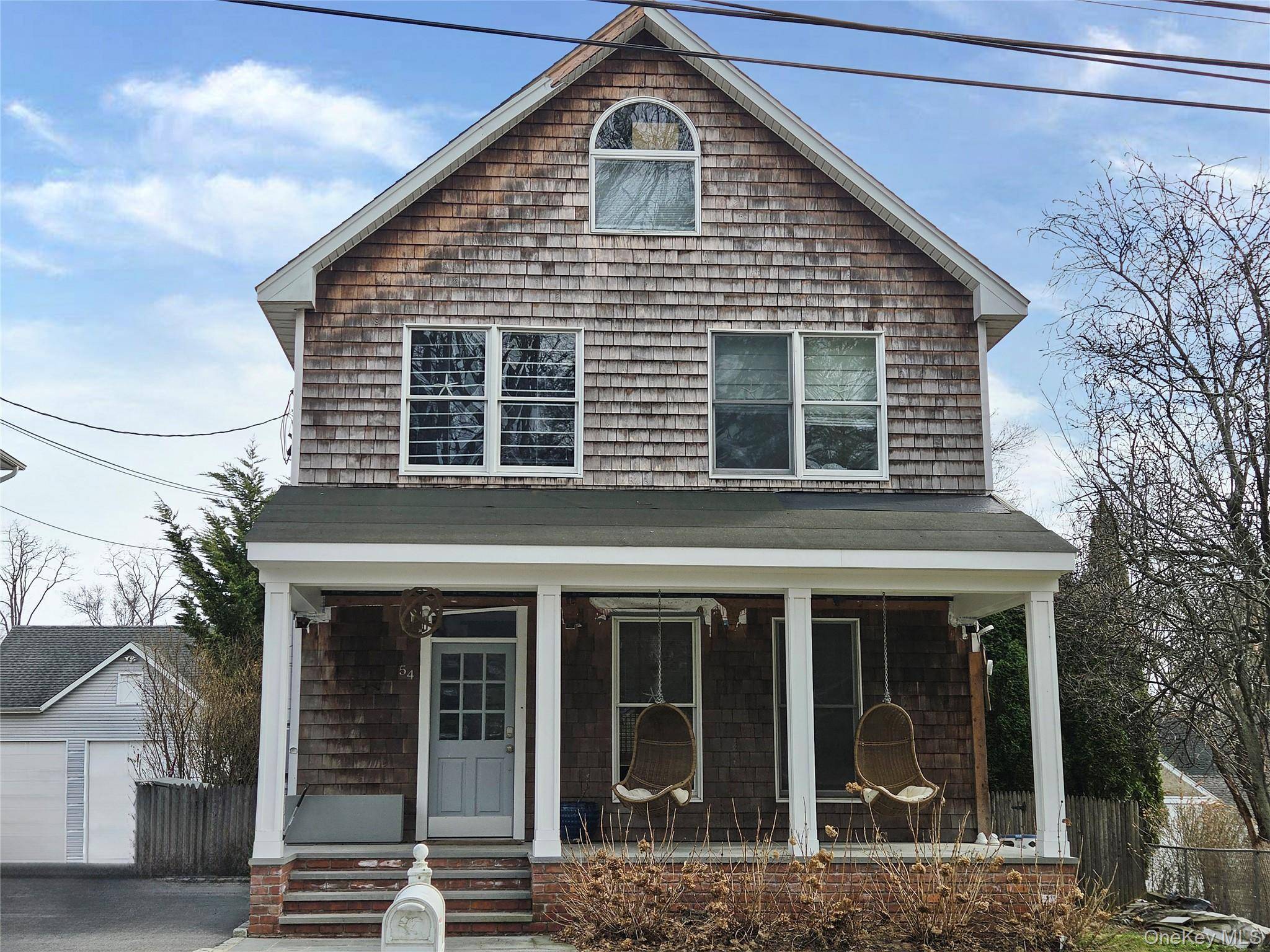 Casa com 4 Quartos à Venda em Locust Valley - Nova Iorque - EUA - 1