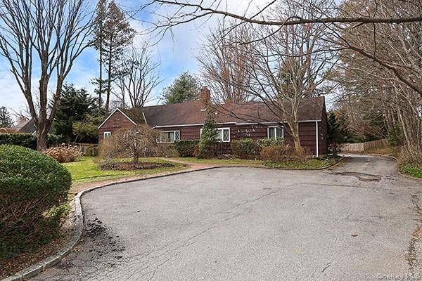 Casa de 4 Dormitorios en Venta en Locust Valley - Nueva York - EE. UU. - 1