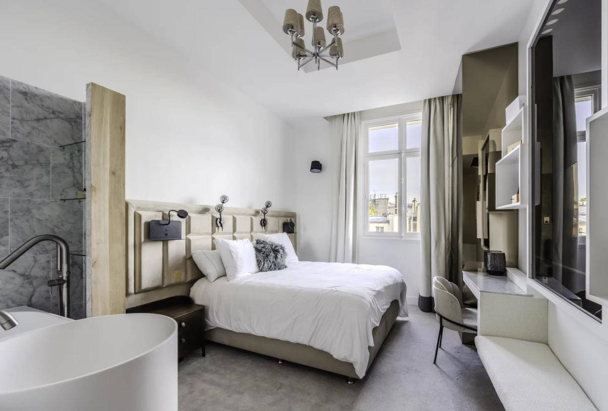 Casa con 4 Dormitorios en Venta en París - Francia - 6