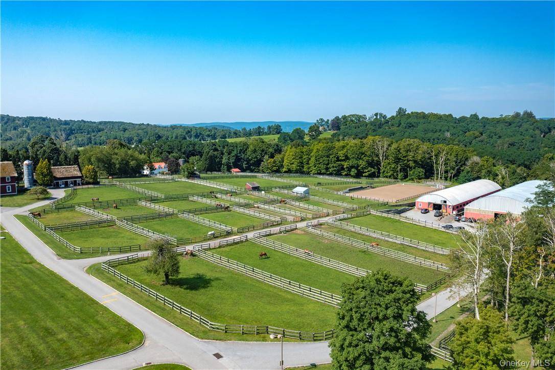 Casa de 4 Dormitorios en Venta en Pawling - Nueva York - EE. UU. - 6