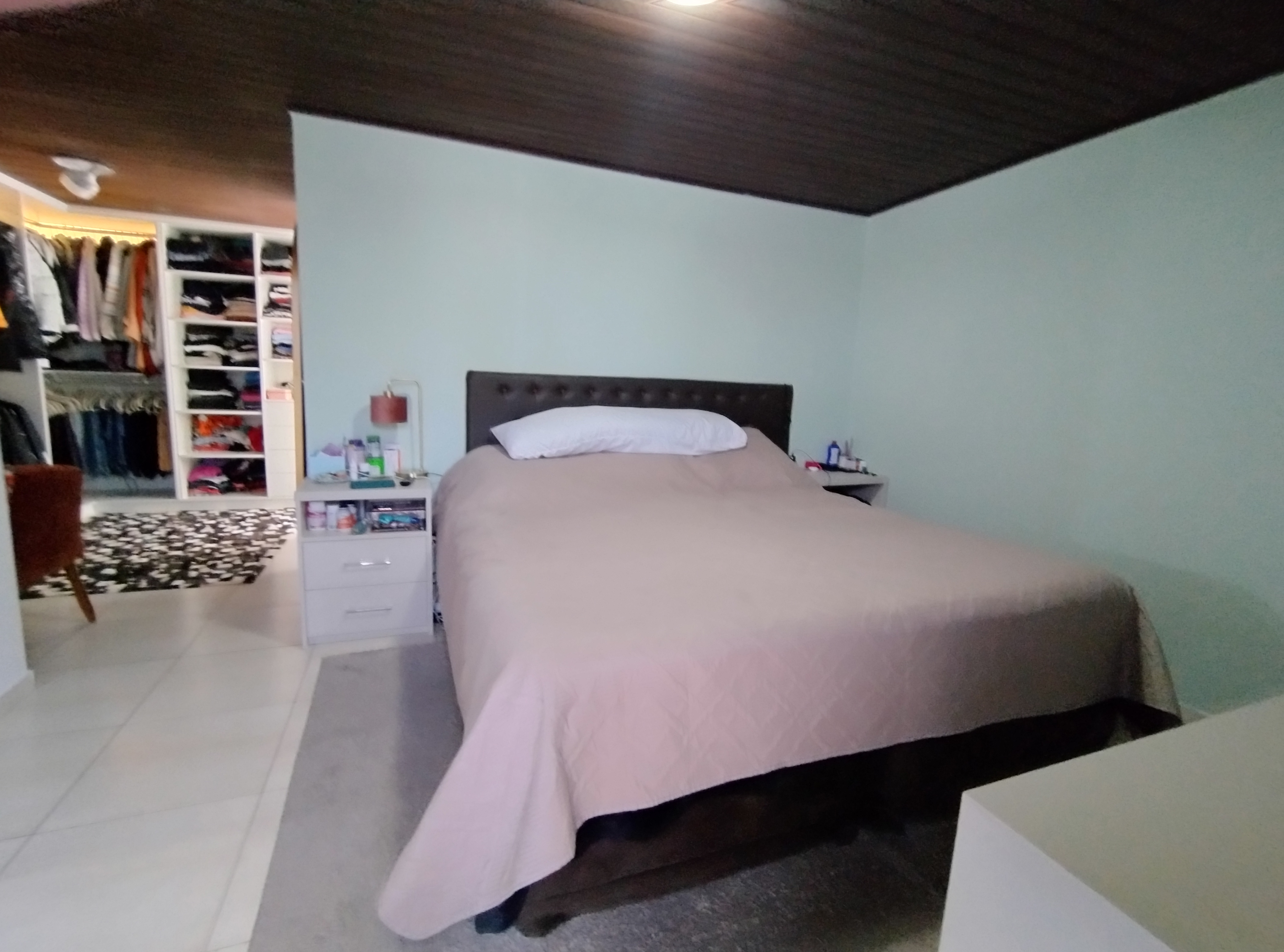 Casa com 4 Quartos à Venda em Pinhais - PR - Brasil - 8