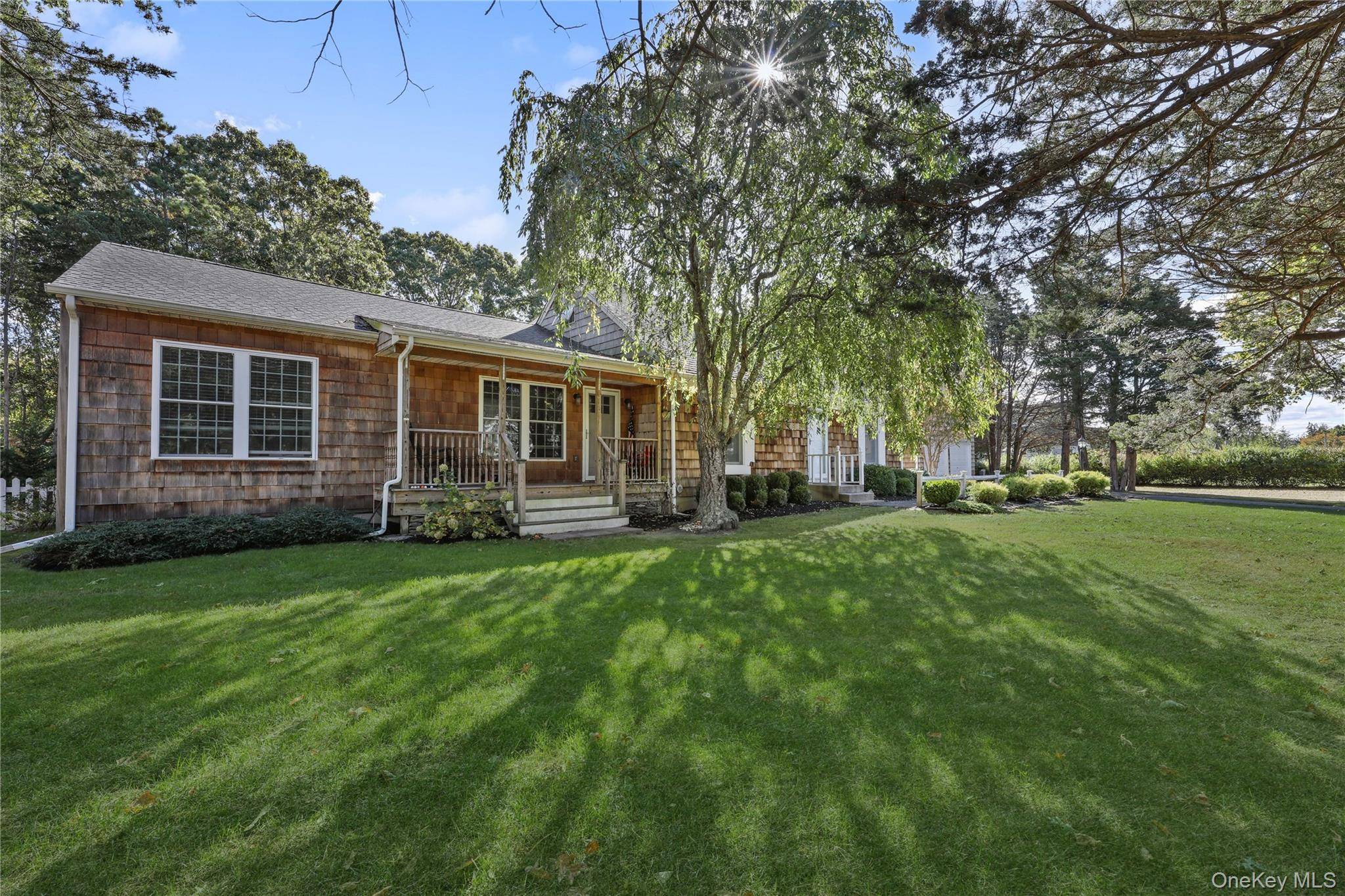 Casa de 4 Dormitorios en Venta en Remsenburg - Nueva York - EE. UU. - 3