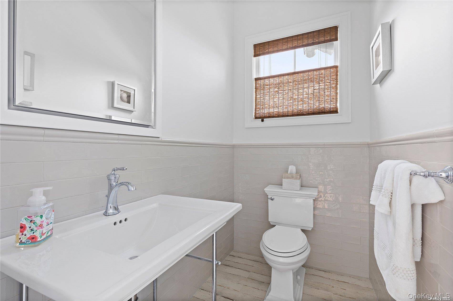 Casa de 4 Dormitorios en Venta en Remsenburg - Nueva York - EE. UU. - 8