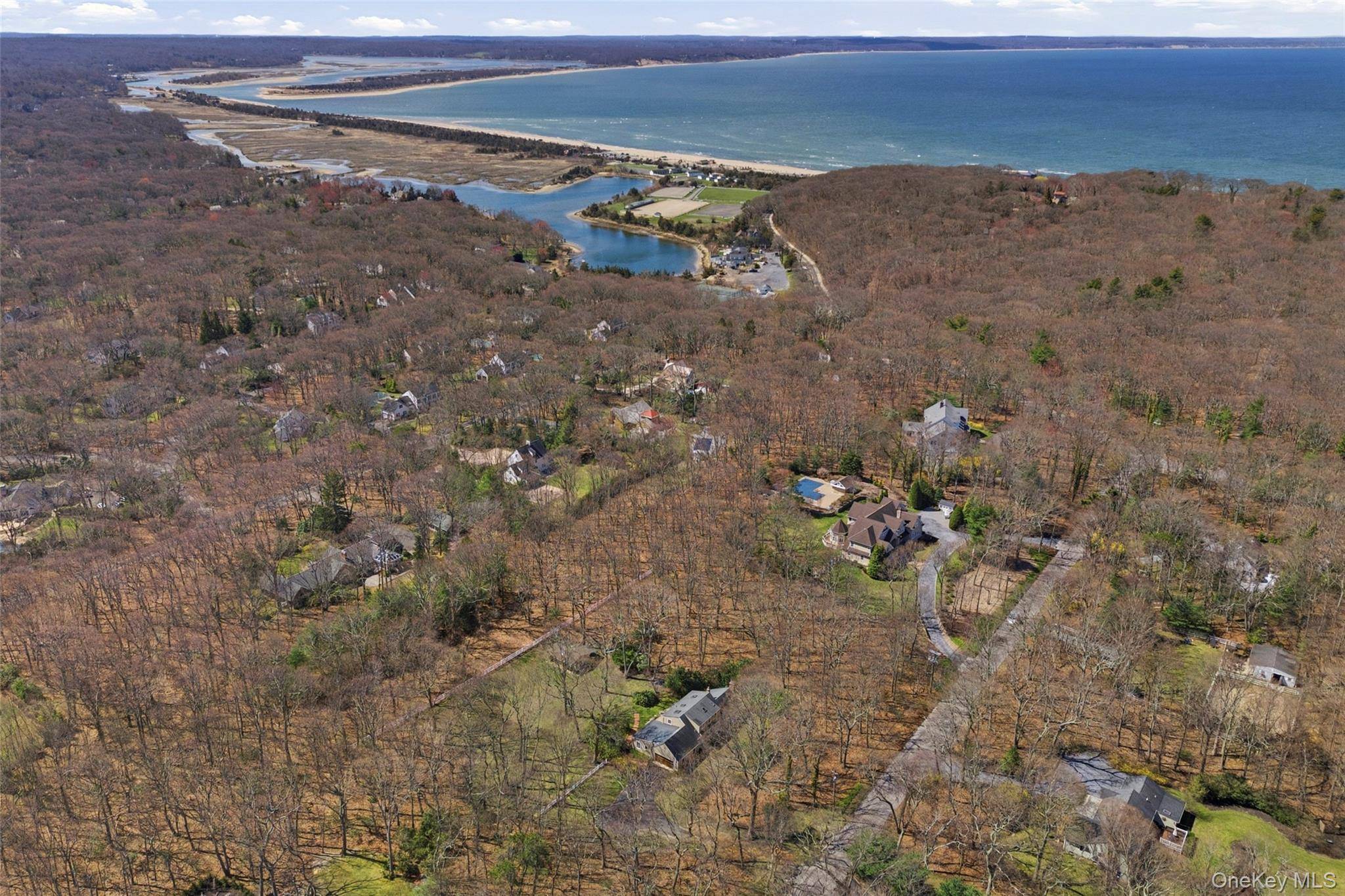 Casa com 4 Quartos à Venda em Setauket - Nova Iorque - EUA - 3