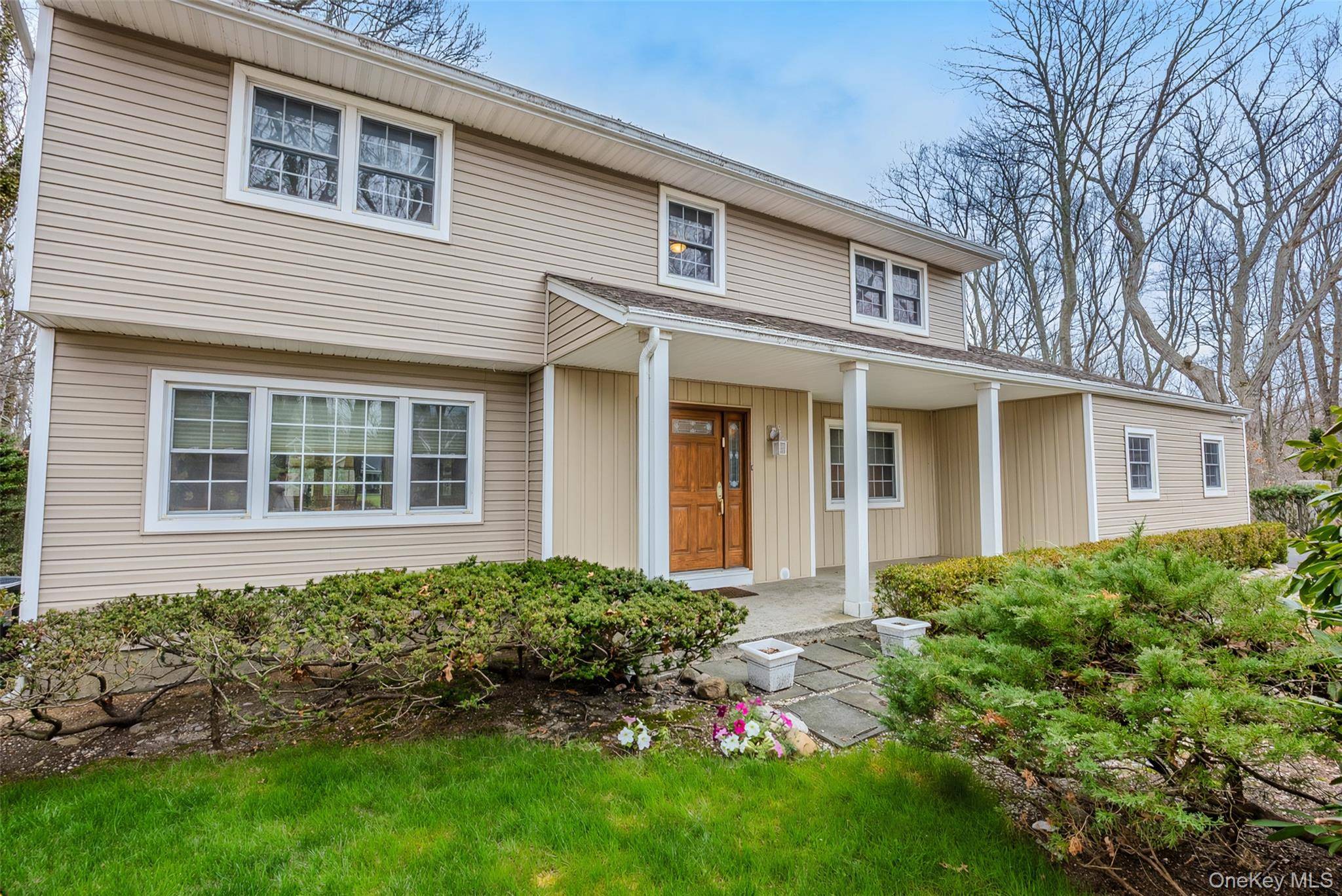 Casa com 4 Quartos à Venda em Setauket - Nova Iorque - EUA - 1