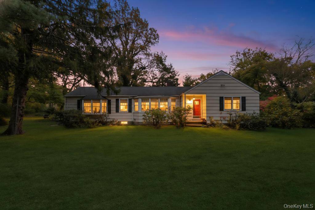 Casa de 4 Dormitorios en Venta en Setauket - Nueva York - EE. UU. - 1