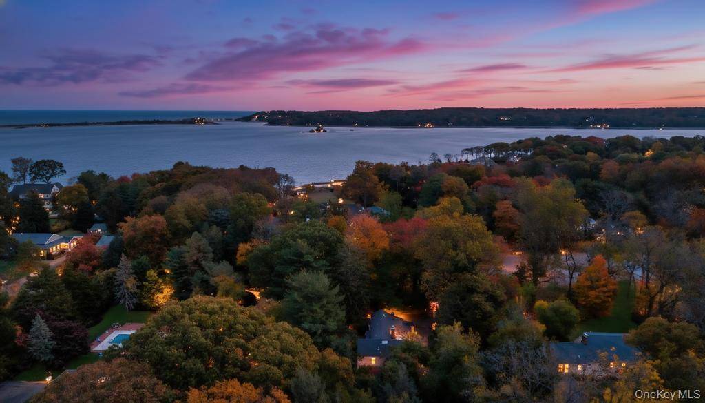 Casa de 4 Dormitorios en Venta en Setauket - Nueva York - EE. UU. - 6