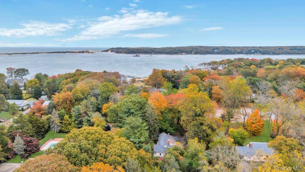 Casa de 4 Dormitorios en Venta en Setauket - Nueva York - EE. UU. - 7