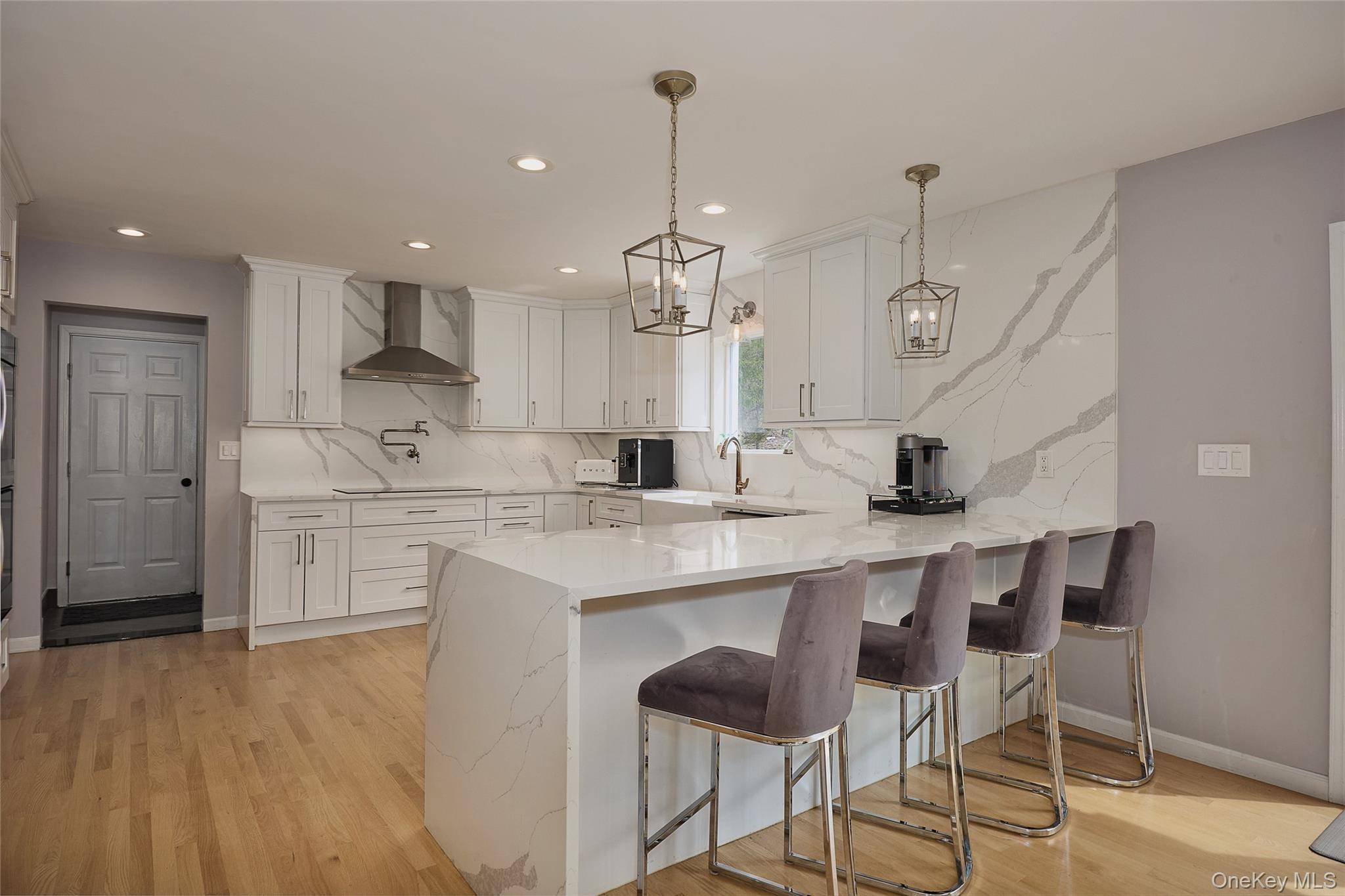 Casa com 4 Quartos à Venda em Tuxedo Park - Nova Iorque - EUA - 8