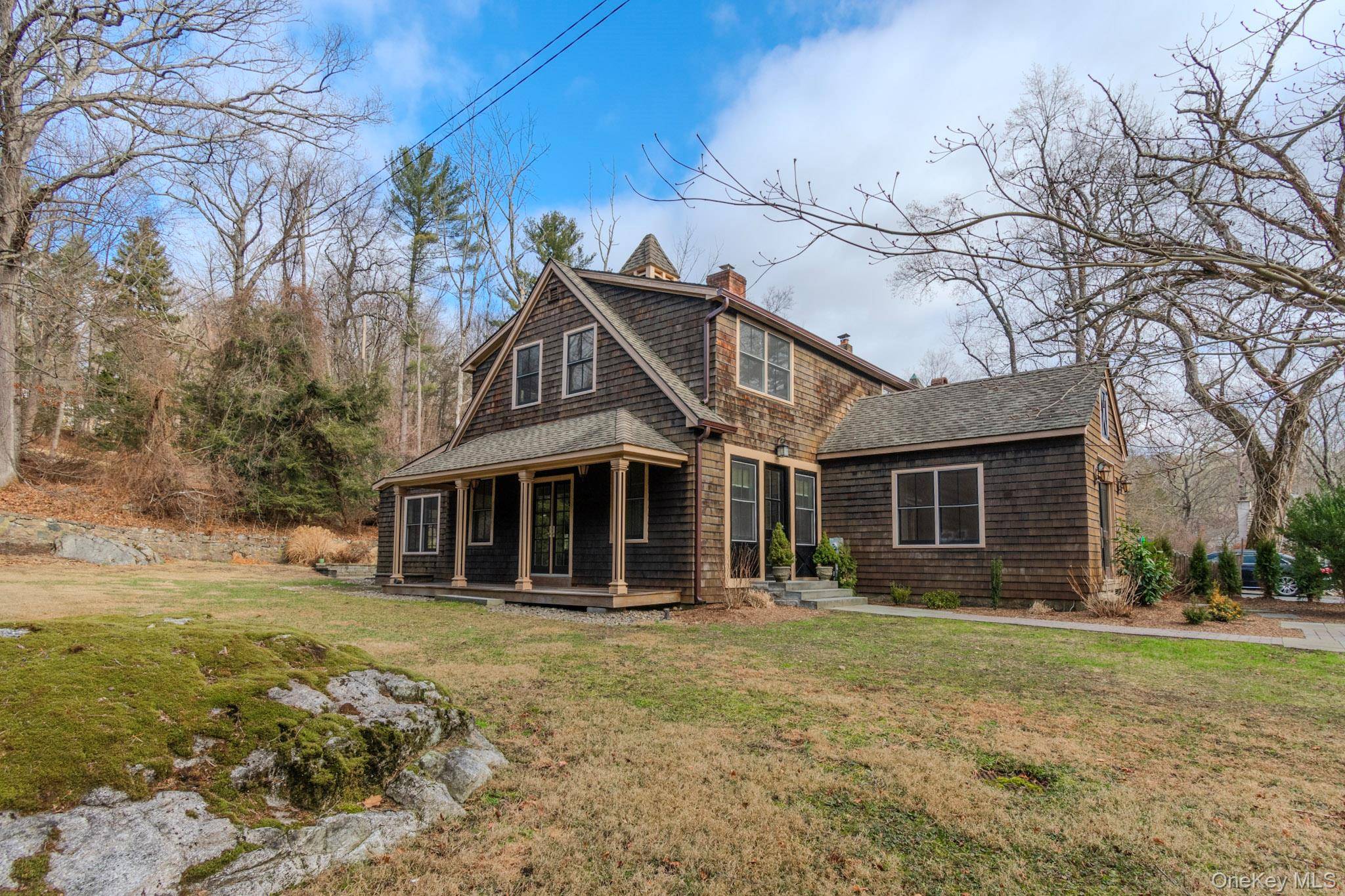 Casa com 4 Quartos à Venda em Tuxedo Park - Nova Iorque - EUA - 1