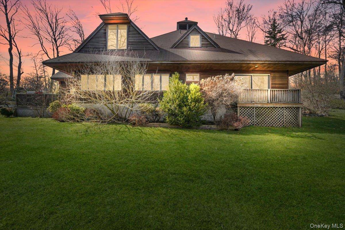 Casa com 4 Quartos à Venda em Tuxedo Park - Nova Iorque - EUA - 1