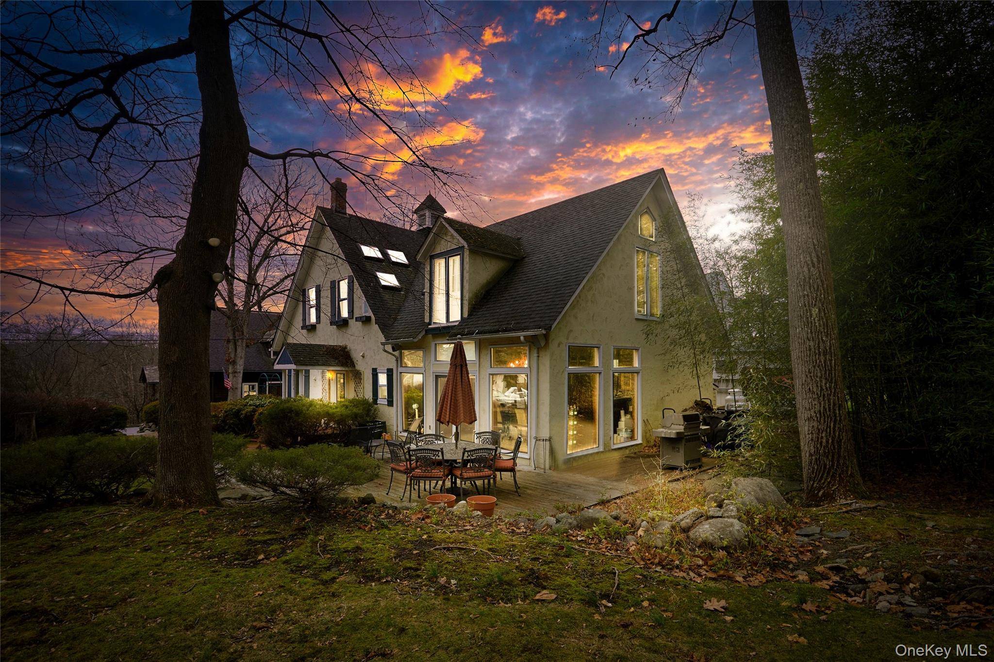 Casa com 4 Quartos à Venda em Tuxedo Park - Nova Iorque - EUA - 2