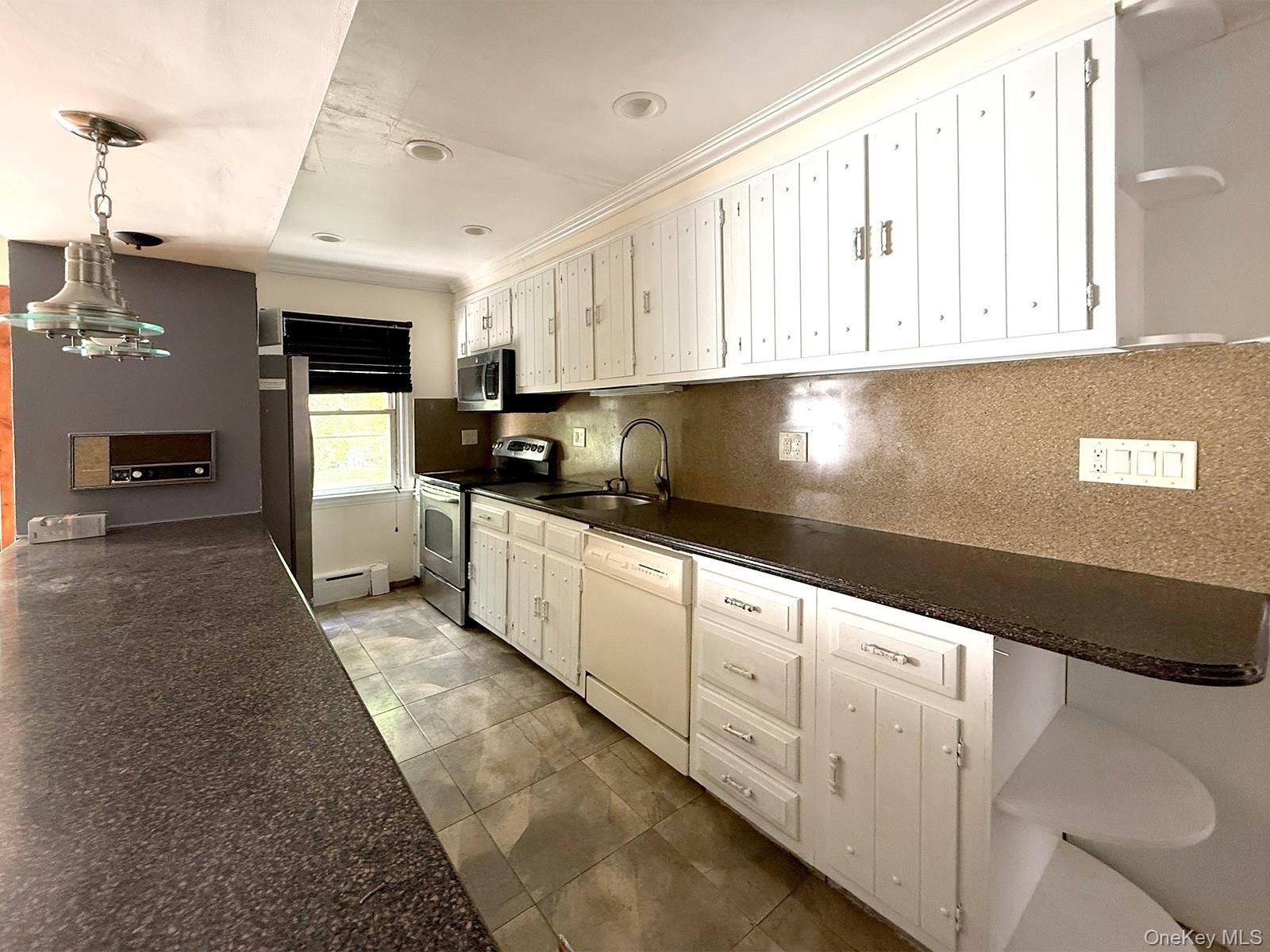 Casa com 4 Quartos à Venda em Uniondale - Nova Iorque - EUA - 6