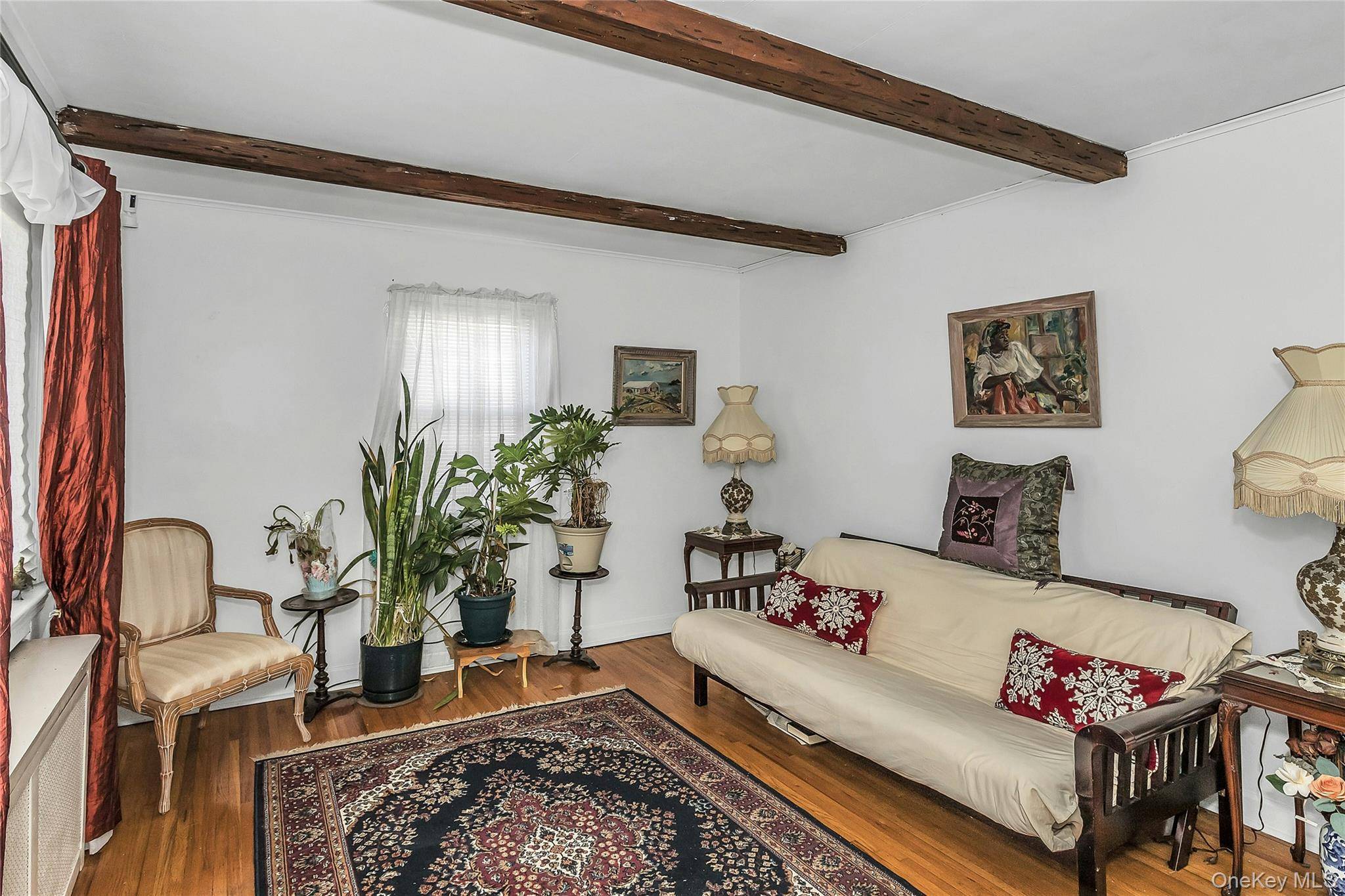 Casa de 4 Dormitorios en Venta en Uniondale - Nueva York - EE. UU. - 3