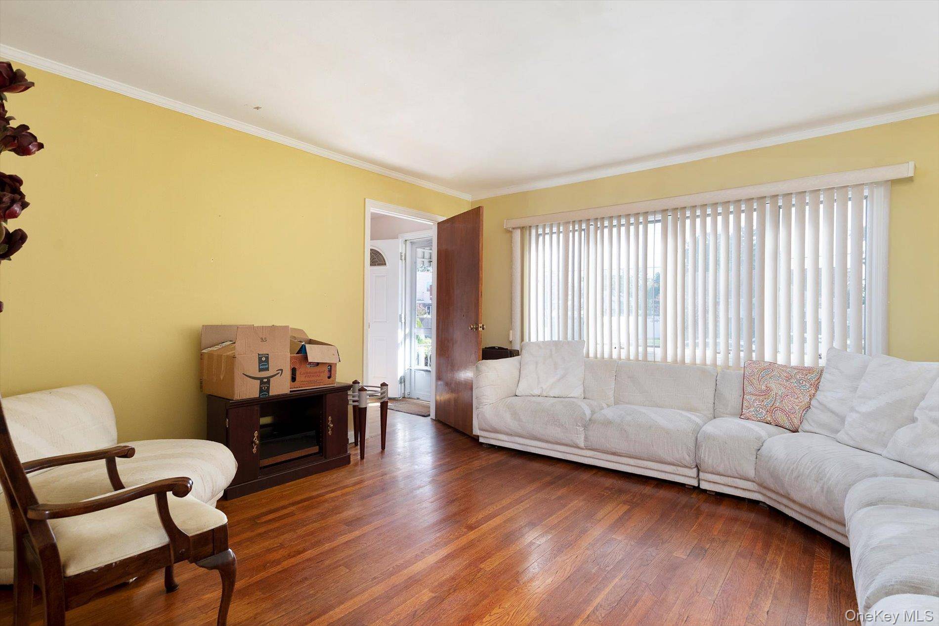 Casa de 4 Dormitorios en Venta en Uniondale - Nueva York - EE. UU. - 5
