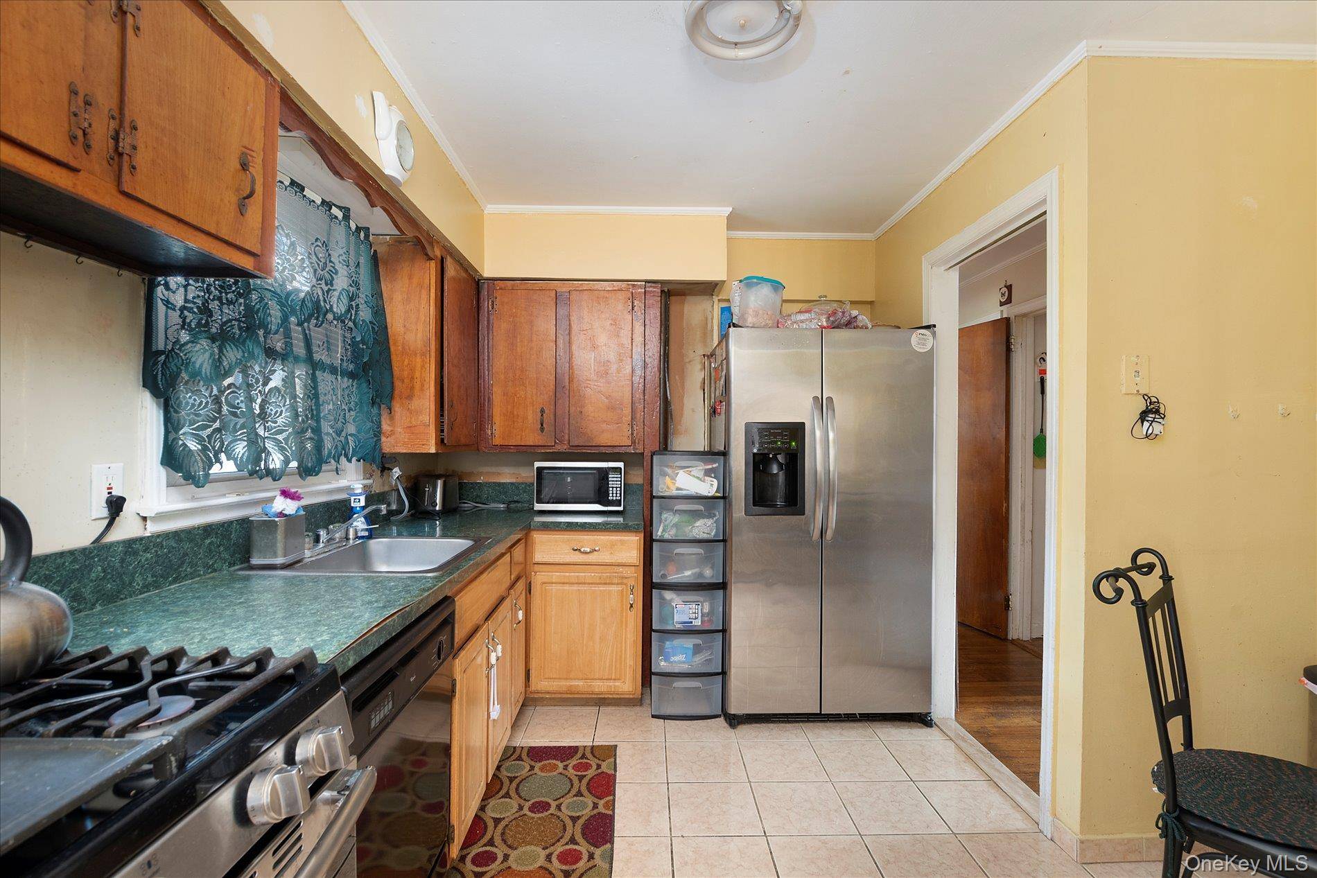 Casa de 4 Dormitorios en Venta en Uniondale - Nueva York - EE. UU. - 8