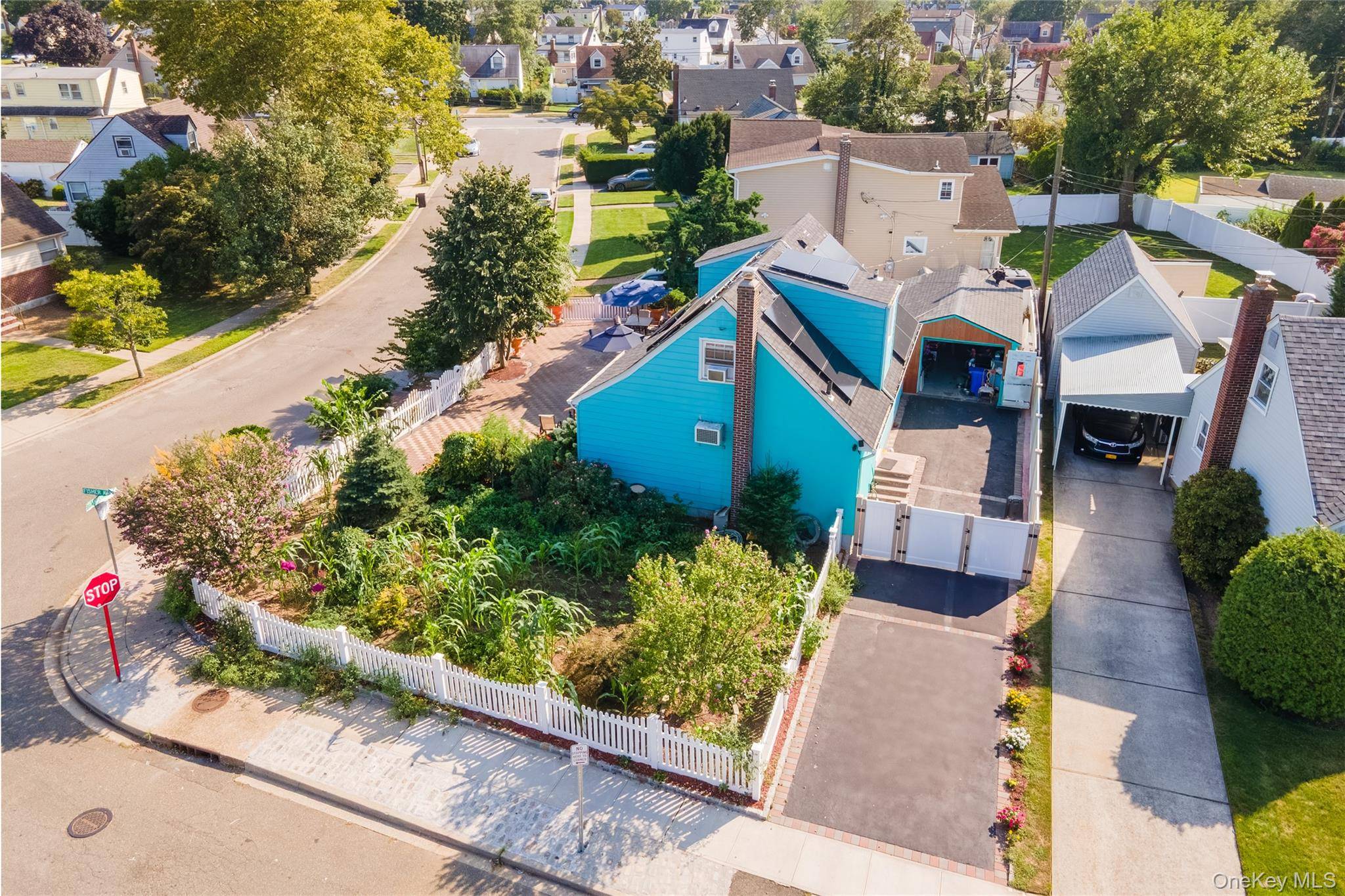 Casa de 4 Dormitorios en Venta en Uniondale - Nueva York - EE. UU. - 5
