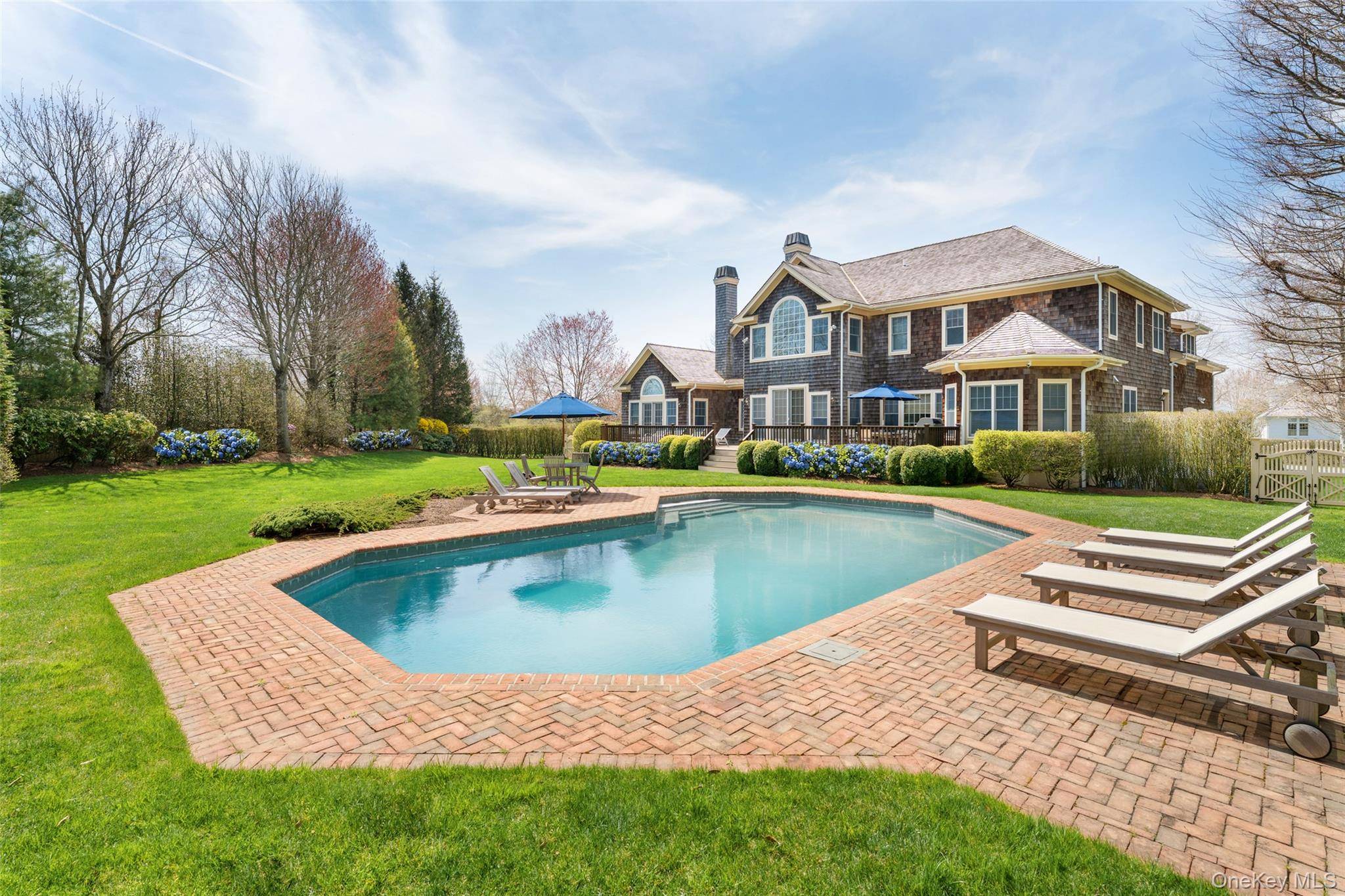 Casa de 4 Dormitorios en Venta en Water Mill - Nueva York - EE. UU. - 3