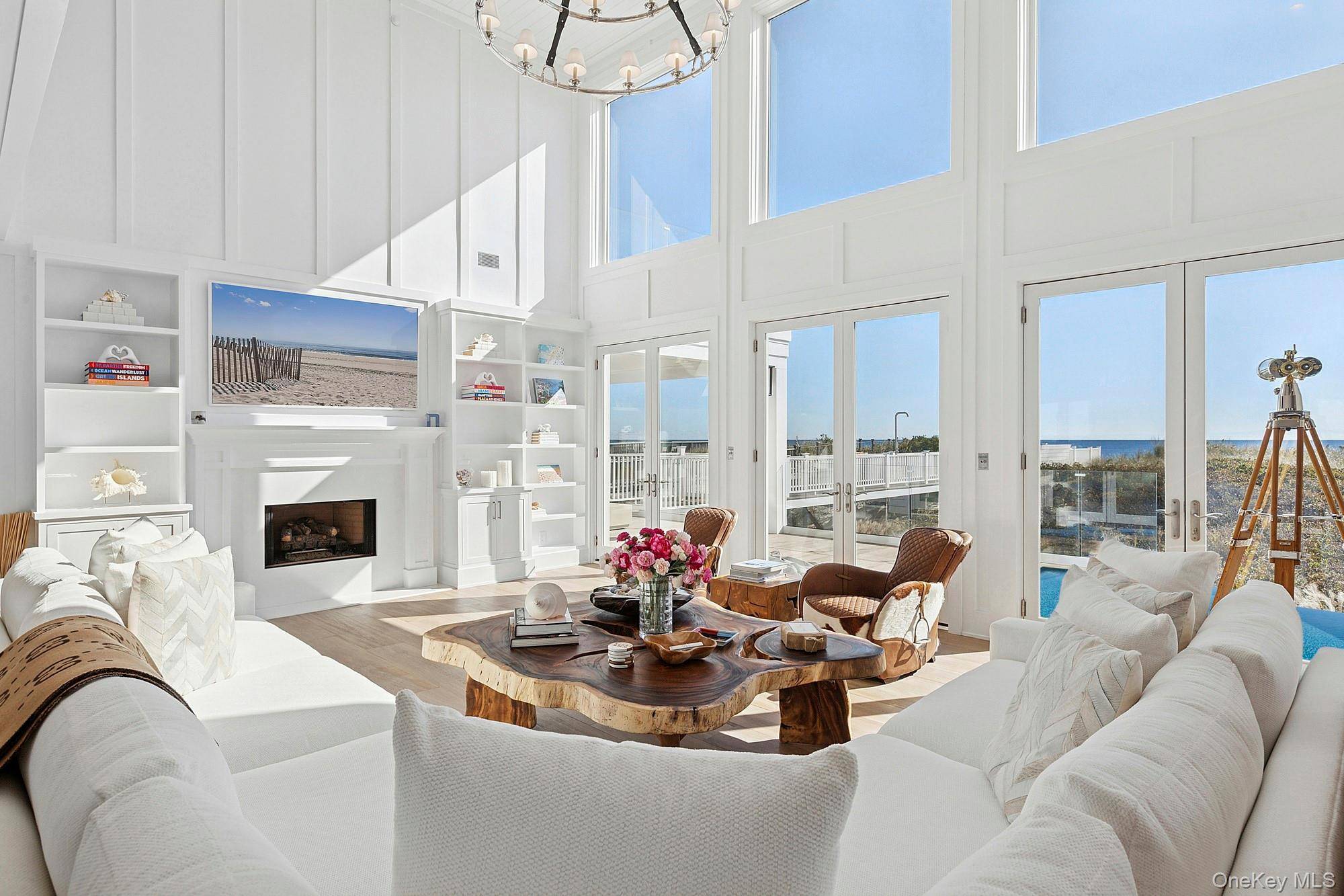 5 Bedroom Oceanfront Home for Sale on Dune Rd Westhampton Dunes - NY - USA - 5