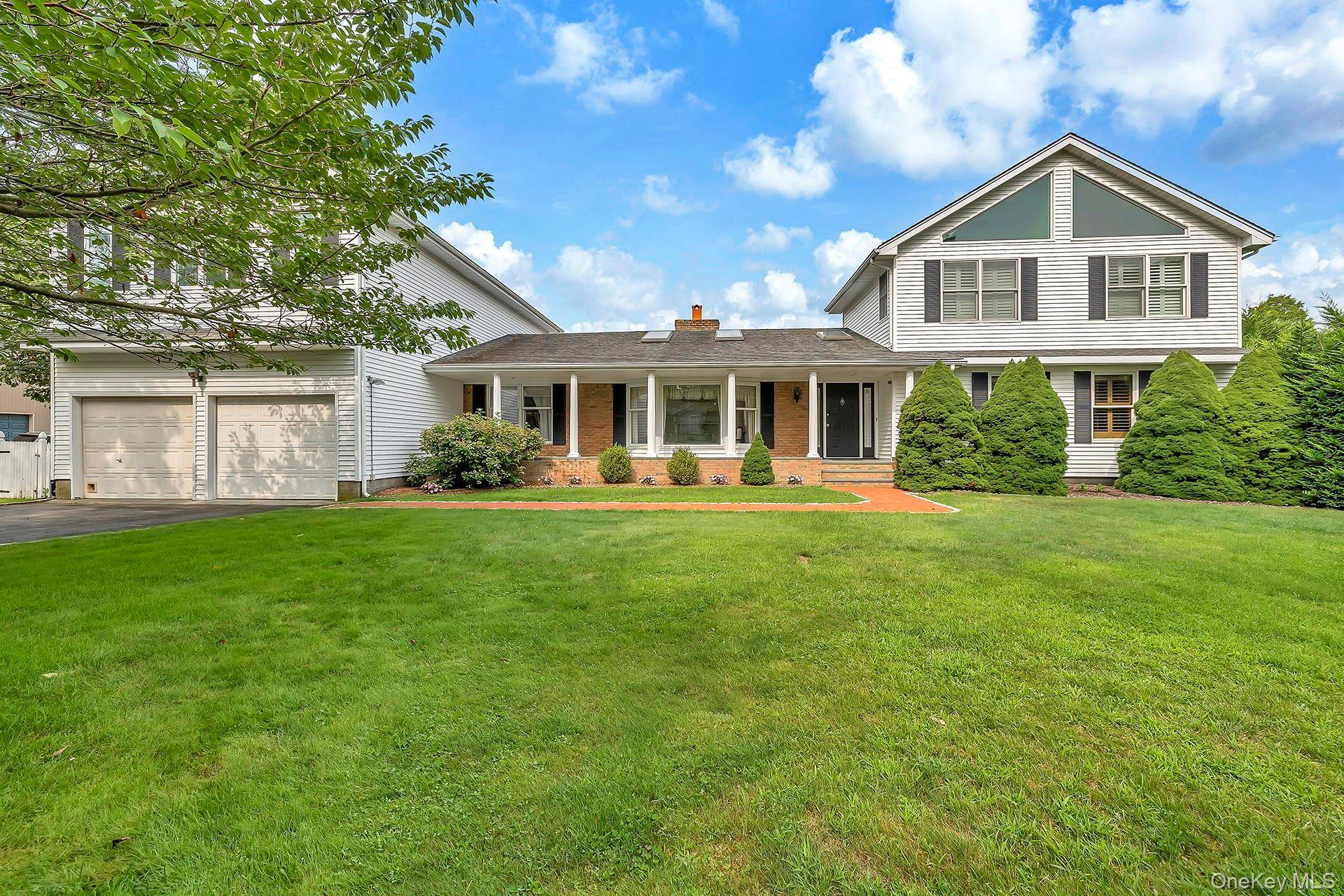 Casa com 5 Quartos à Beira-Mar à Venda em Hampton Bays - Nova Iorque - EUA - 2