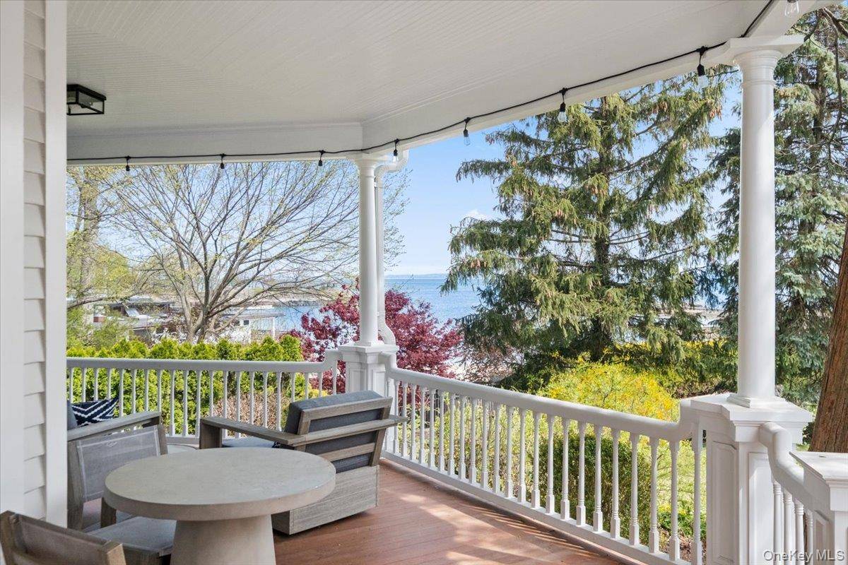Casa com 5 Quartos à Beira-Mar à Venda em Larchmont - Nova Iorque - EUA - 5